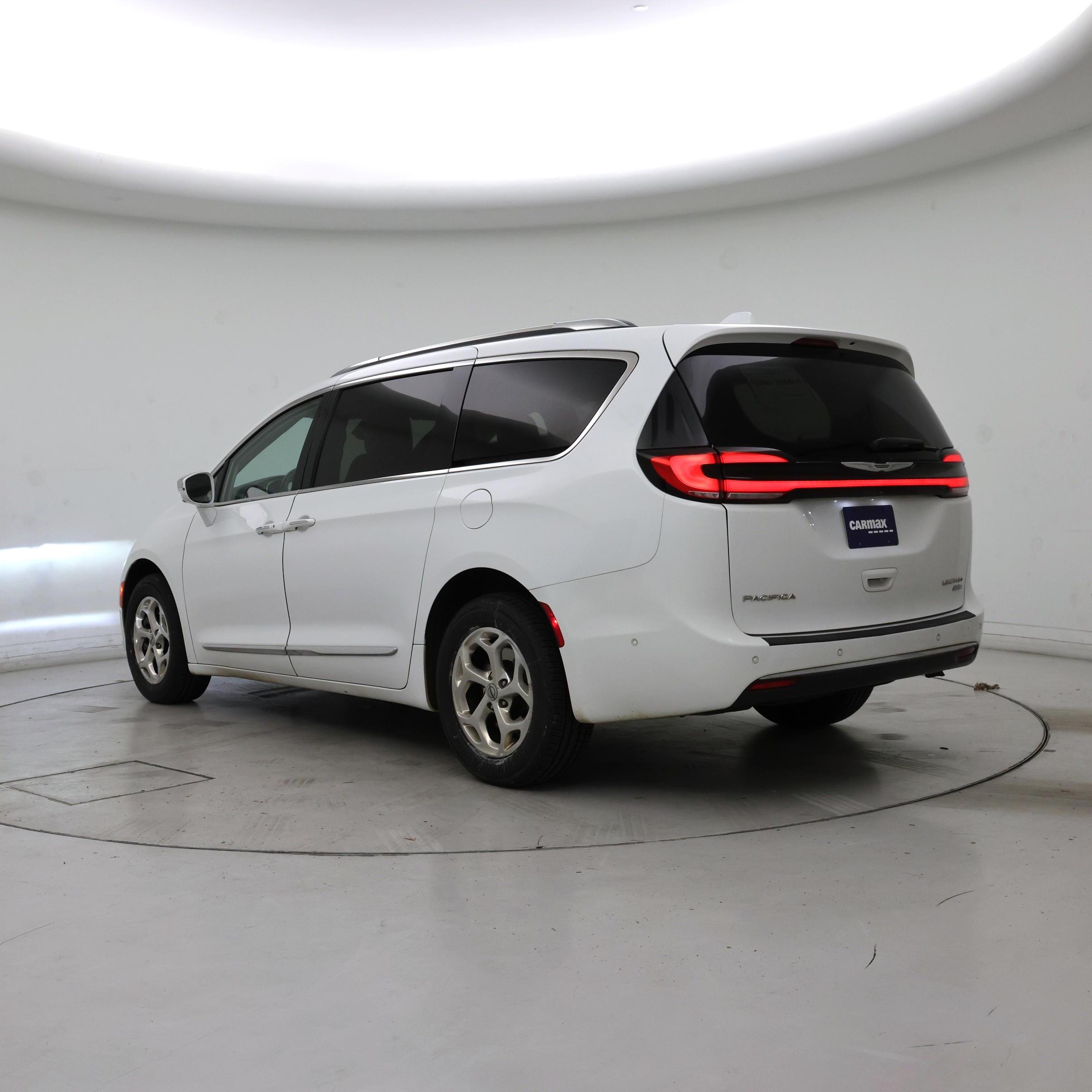 Thumbnail: 2021 Chrysler Pacifica - 2