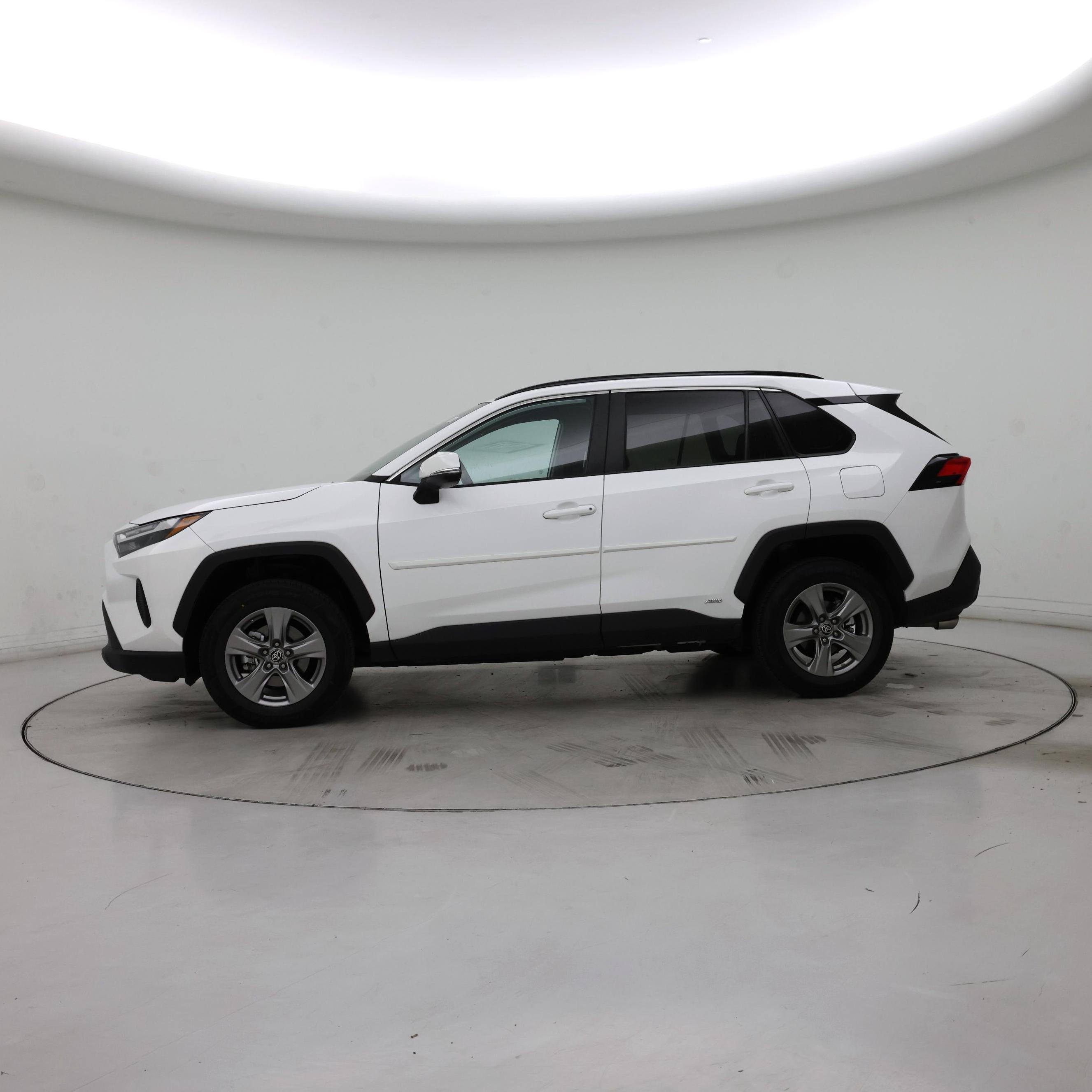 Thumbnail: 2024 Toyota RAV4 - 3