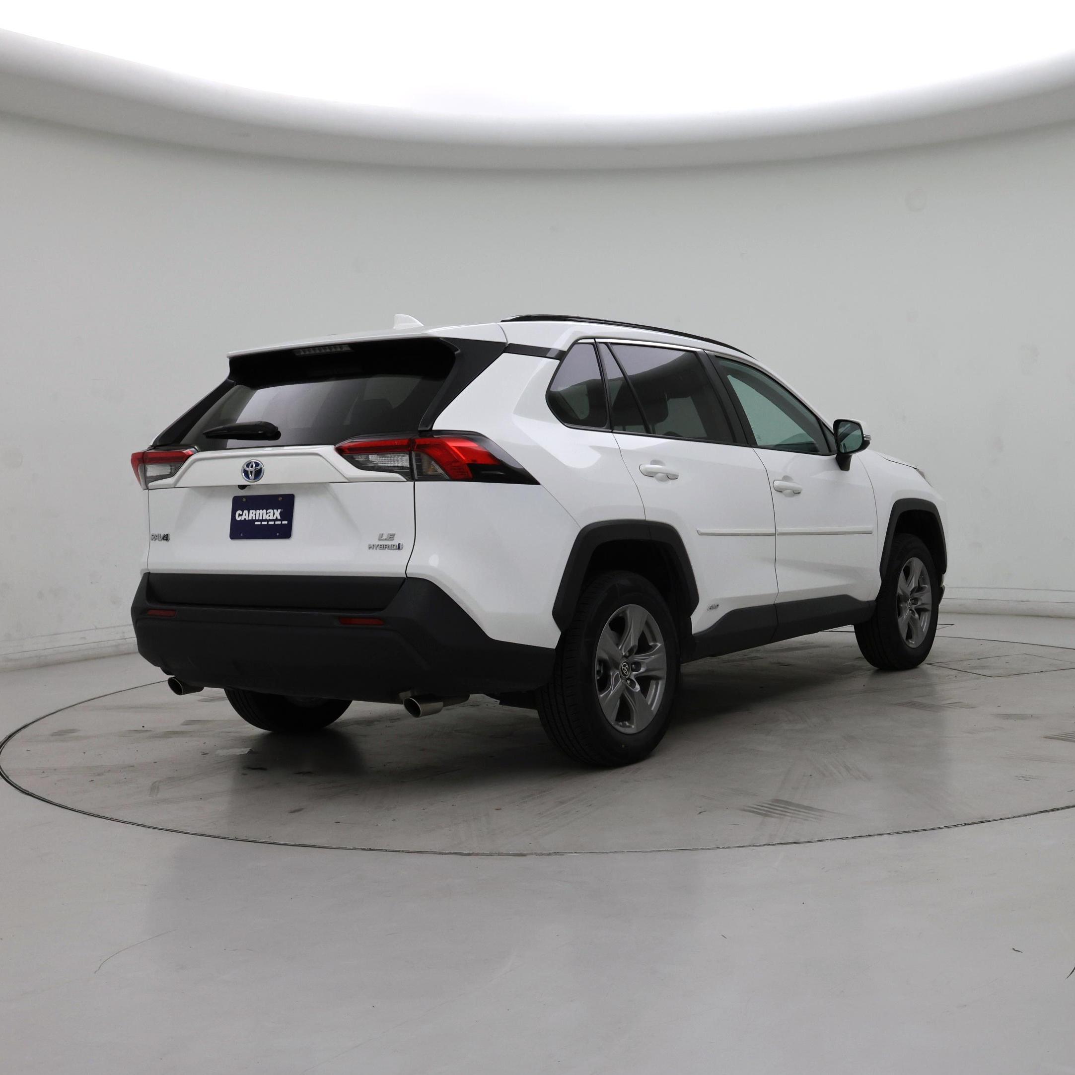 Thumbnail: 2024 Toyota RAV4 - 8