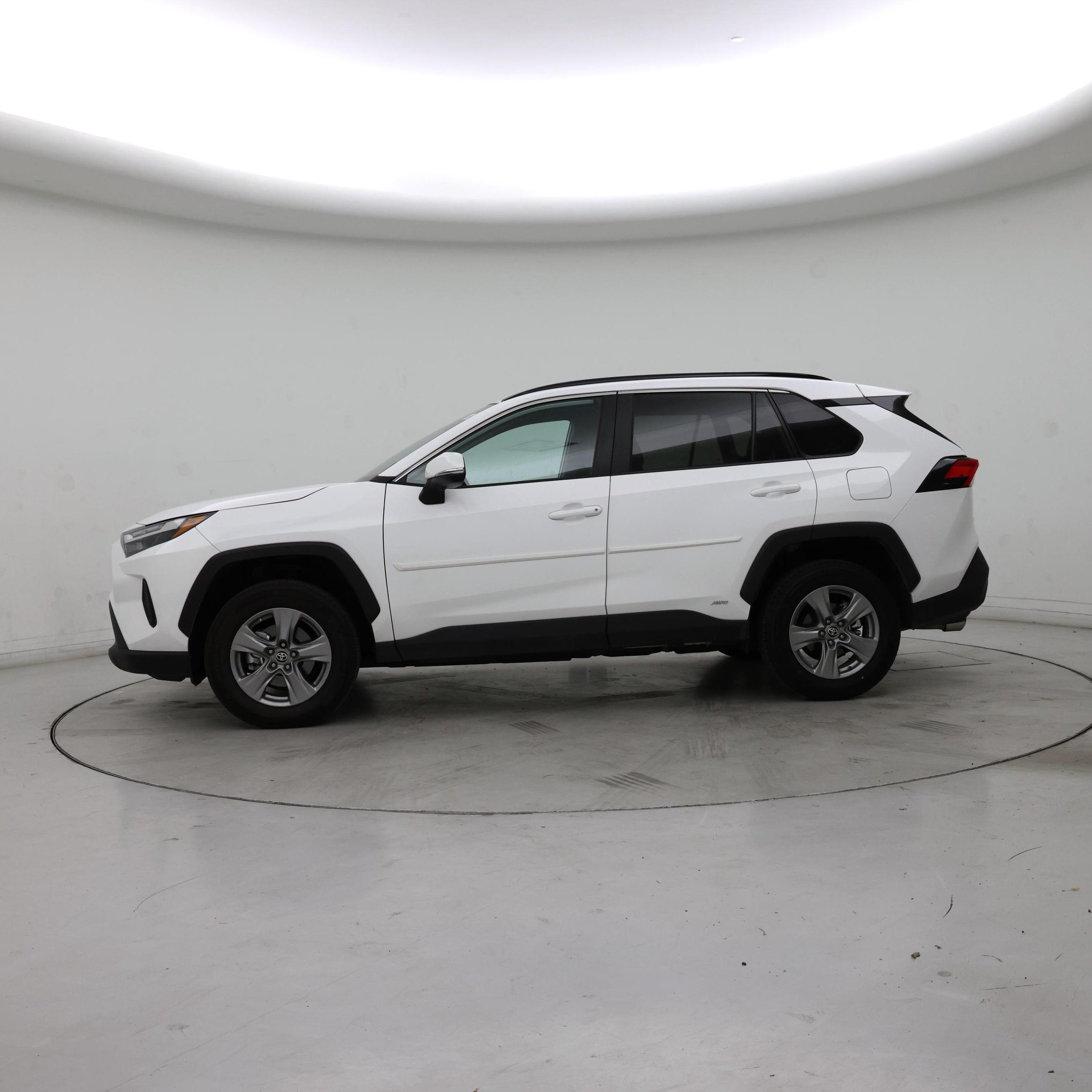 Thumbnail: 2024 Toyota RAV4 - 3