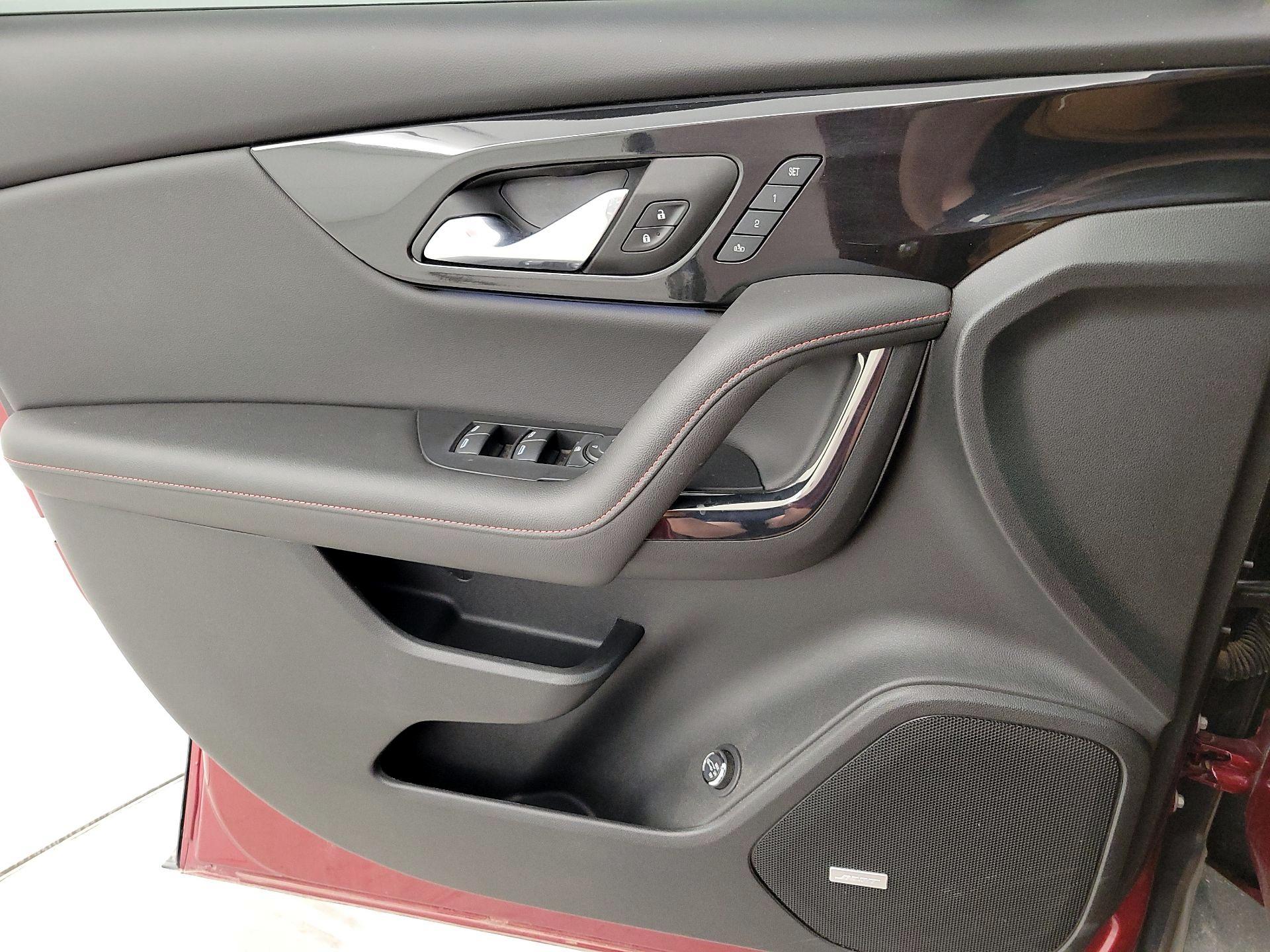 Thumbnail: 2025 Chevrolet Blazer - 12