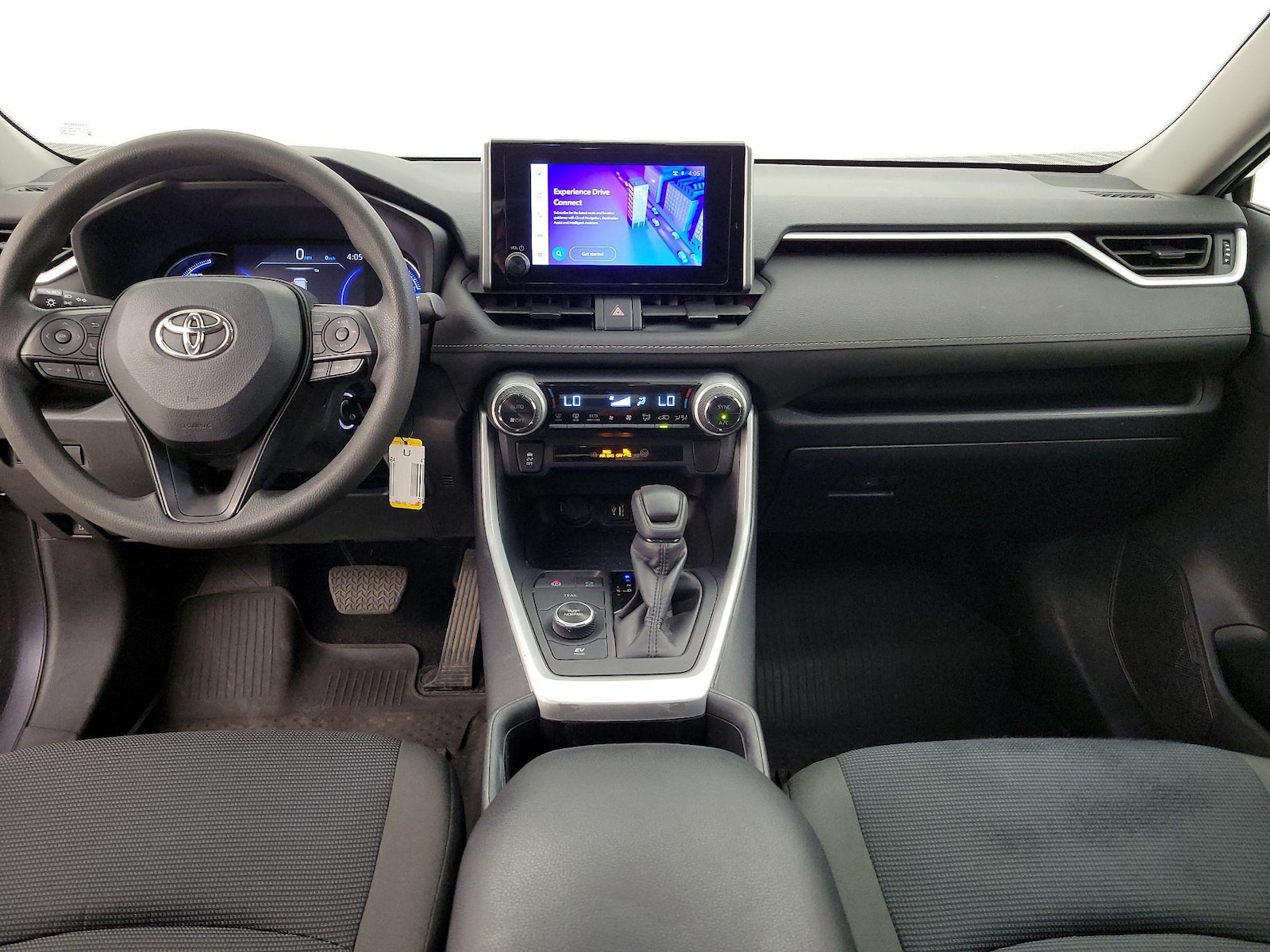 2024 Toyota RAV4 LE - Photo 10