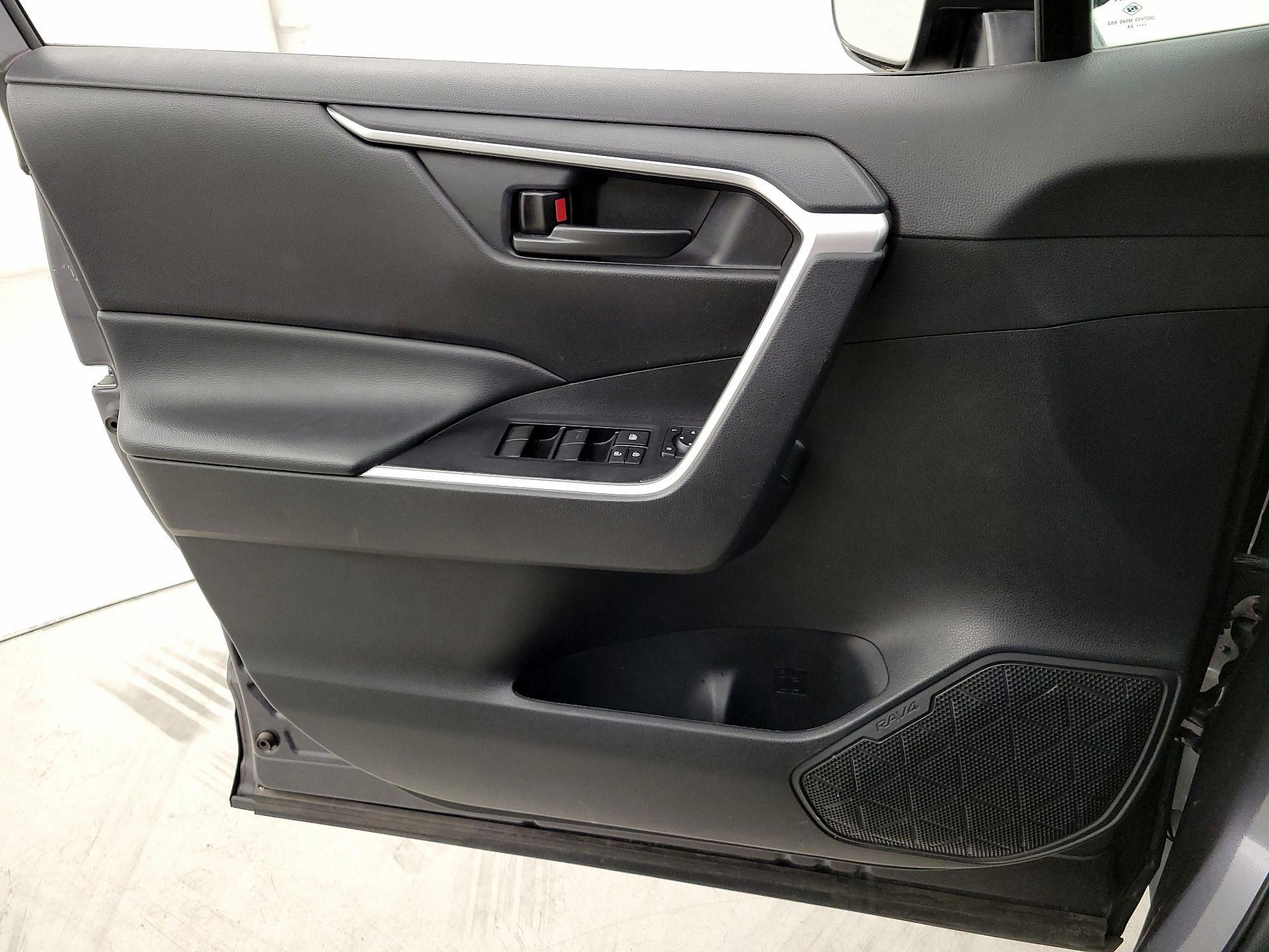 Thumbnail: 2024 Toyota RAV4 - 12