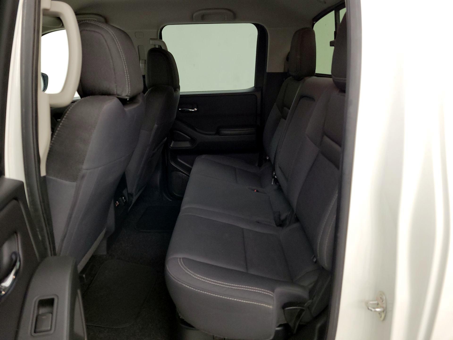 Thumbnail: 2024 Nissan Frontier - 19