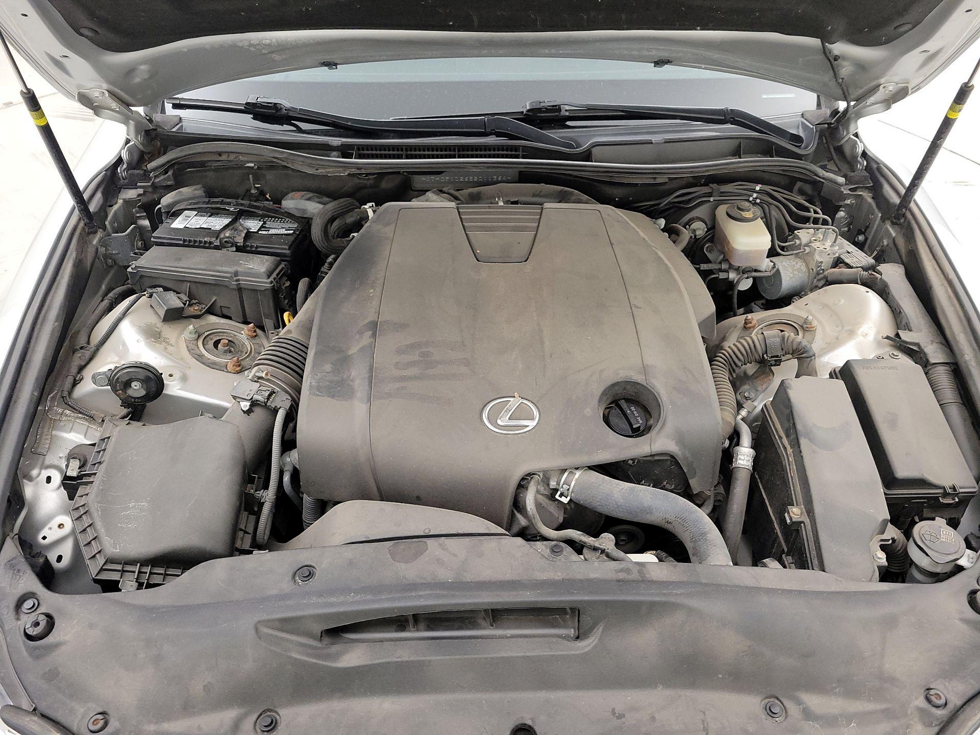 Thumbnail: 2014 Lexus IS - 17