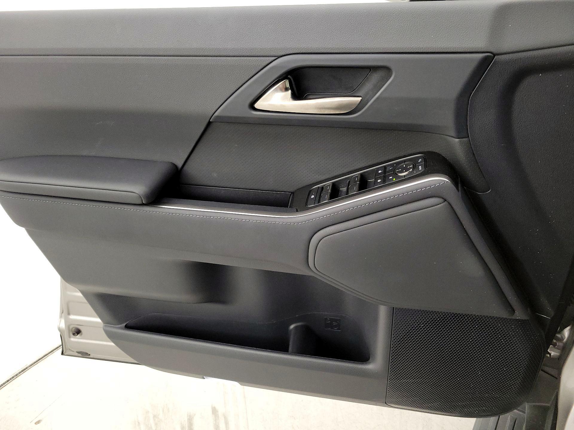 Thumbnail: 2024 Lexus GX - 12
