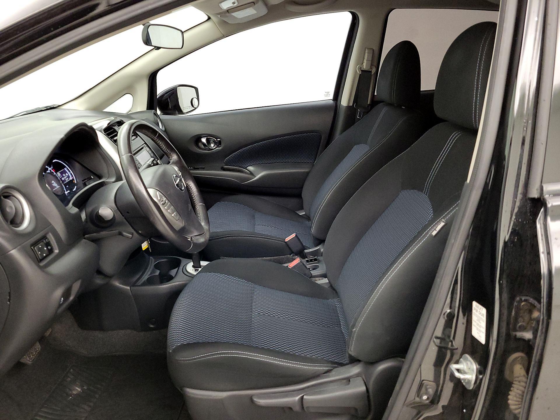 Thumbnail: 2016 Nissan Versa Note - 11