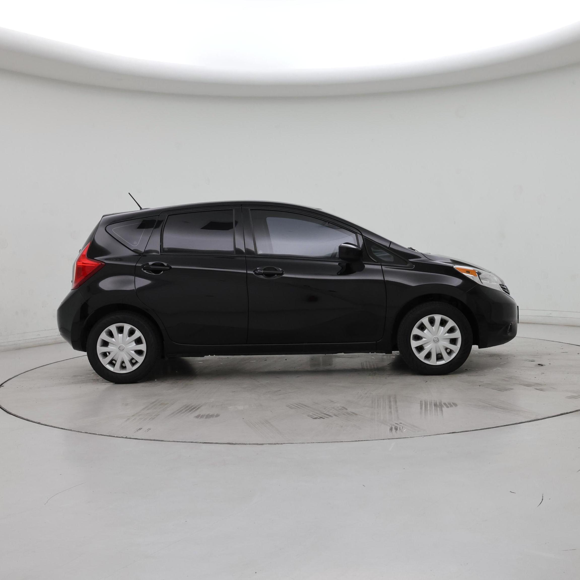 Thumbnail: 2016 Nissan Versa Note - 7