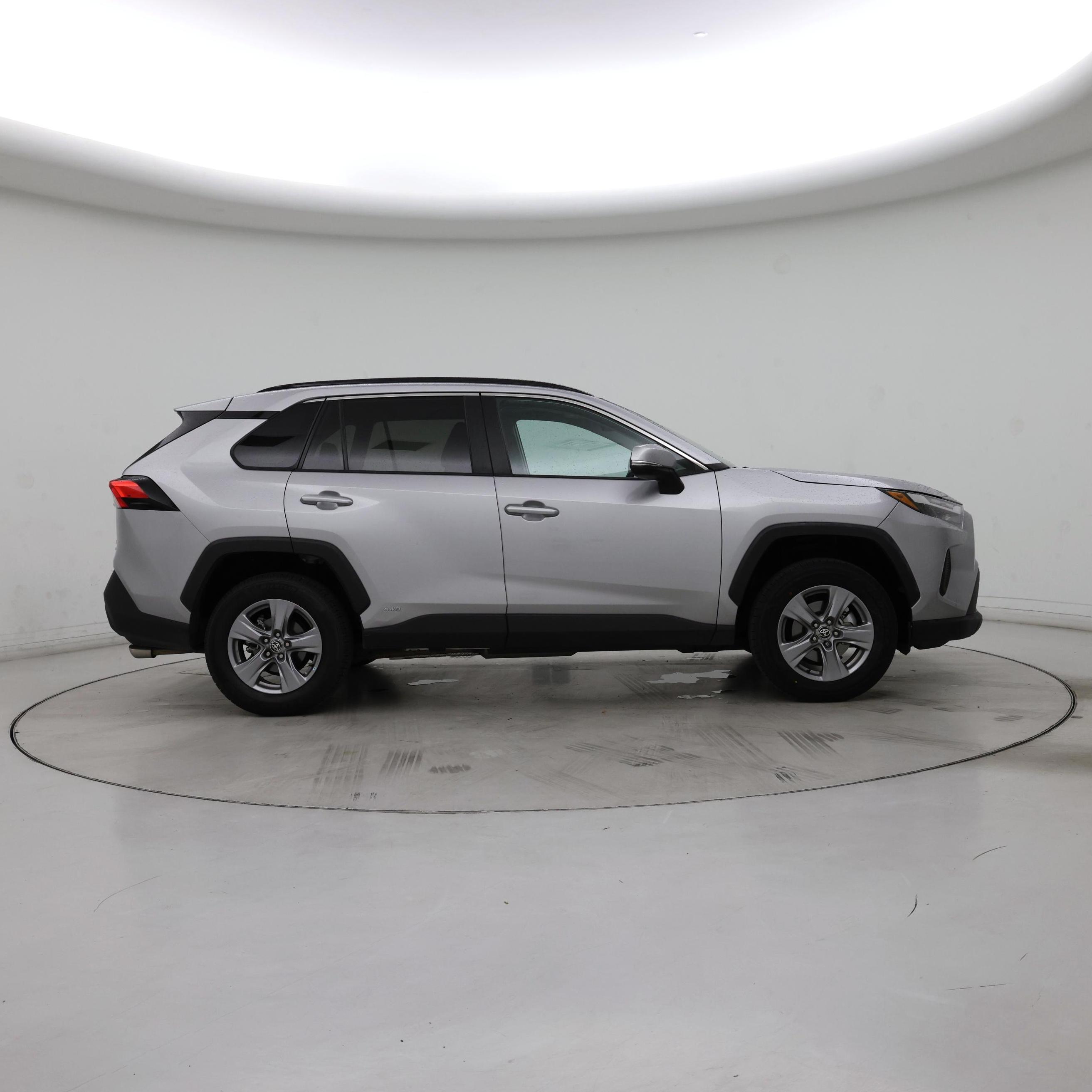 Thumbnail: 2022 Toyota RAV4 - 7