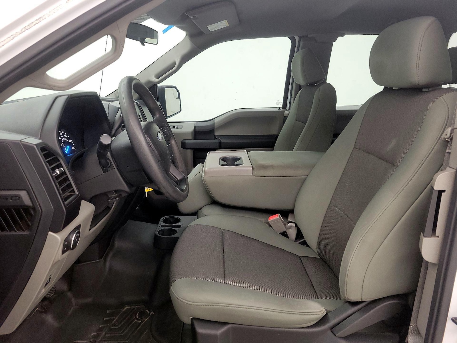 2018 Ford F-150 XL - Photo 12
