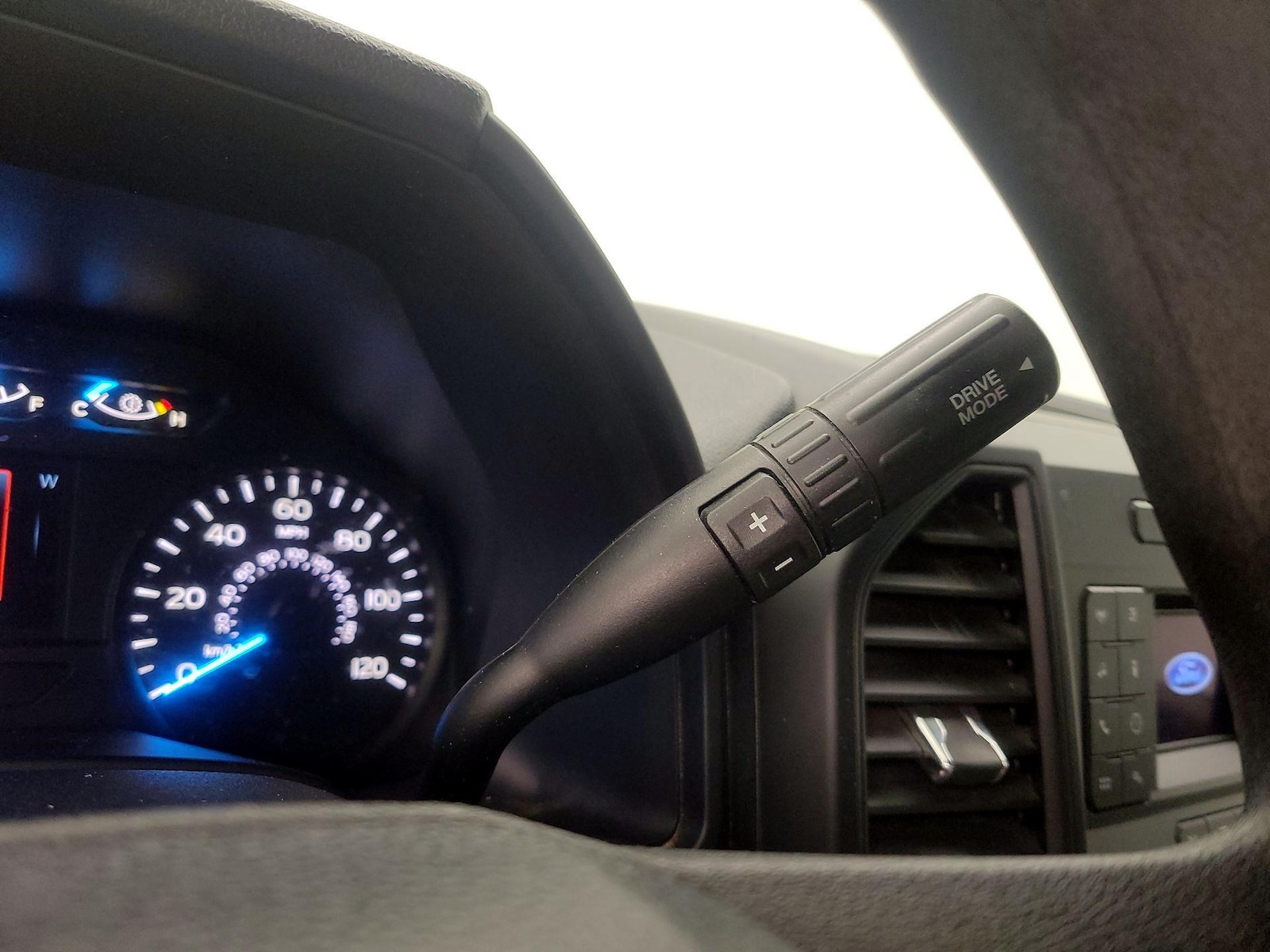 2018 Ford F-150 XL - Photo 18