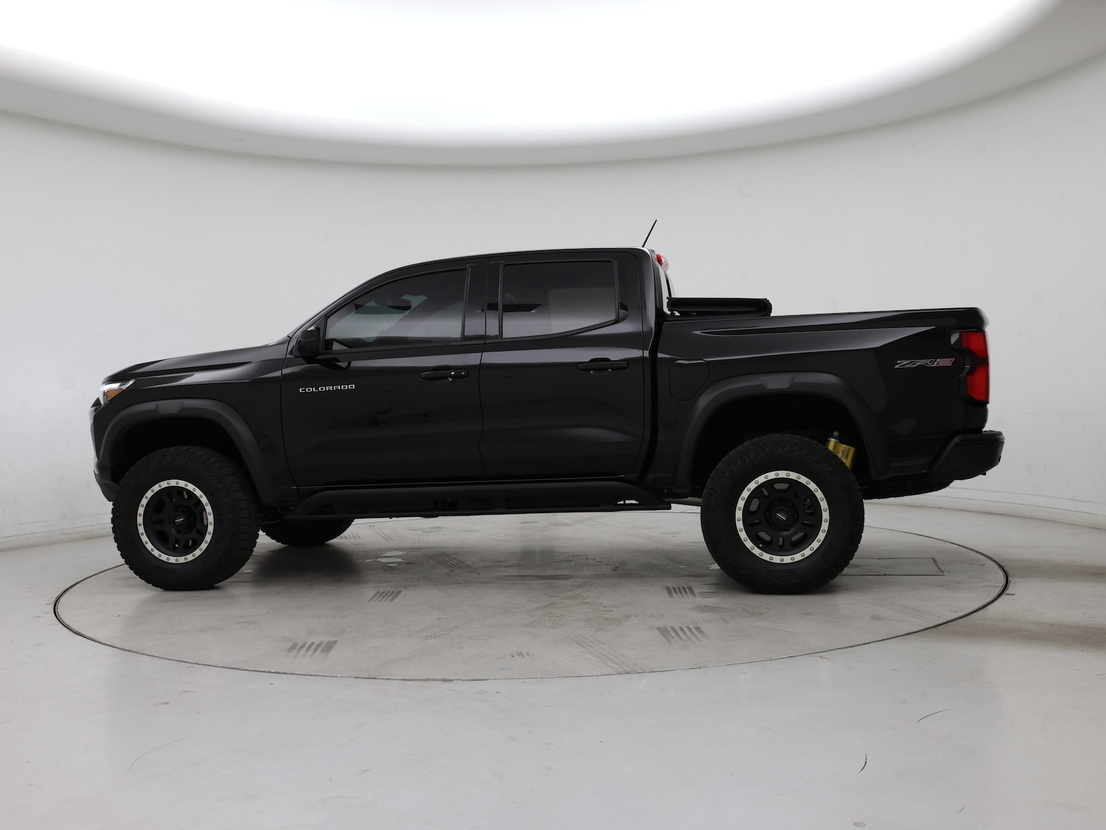 2024 Chevrolet Colorado ZR2 - Photo 4