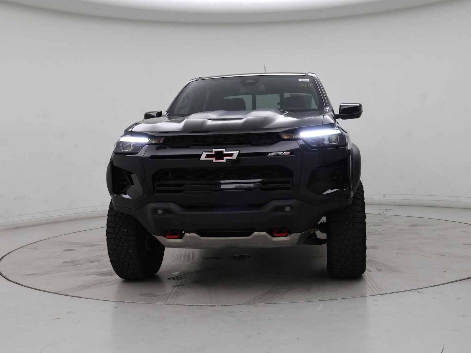 2024 Chevrolet Colorado ZR2 - Photo 6