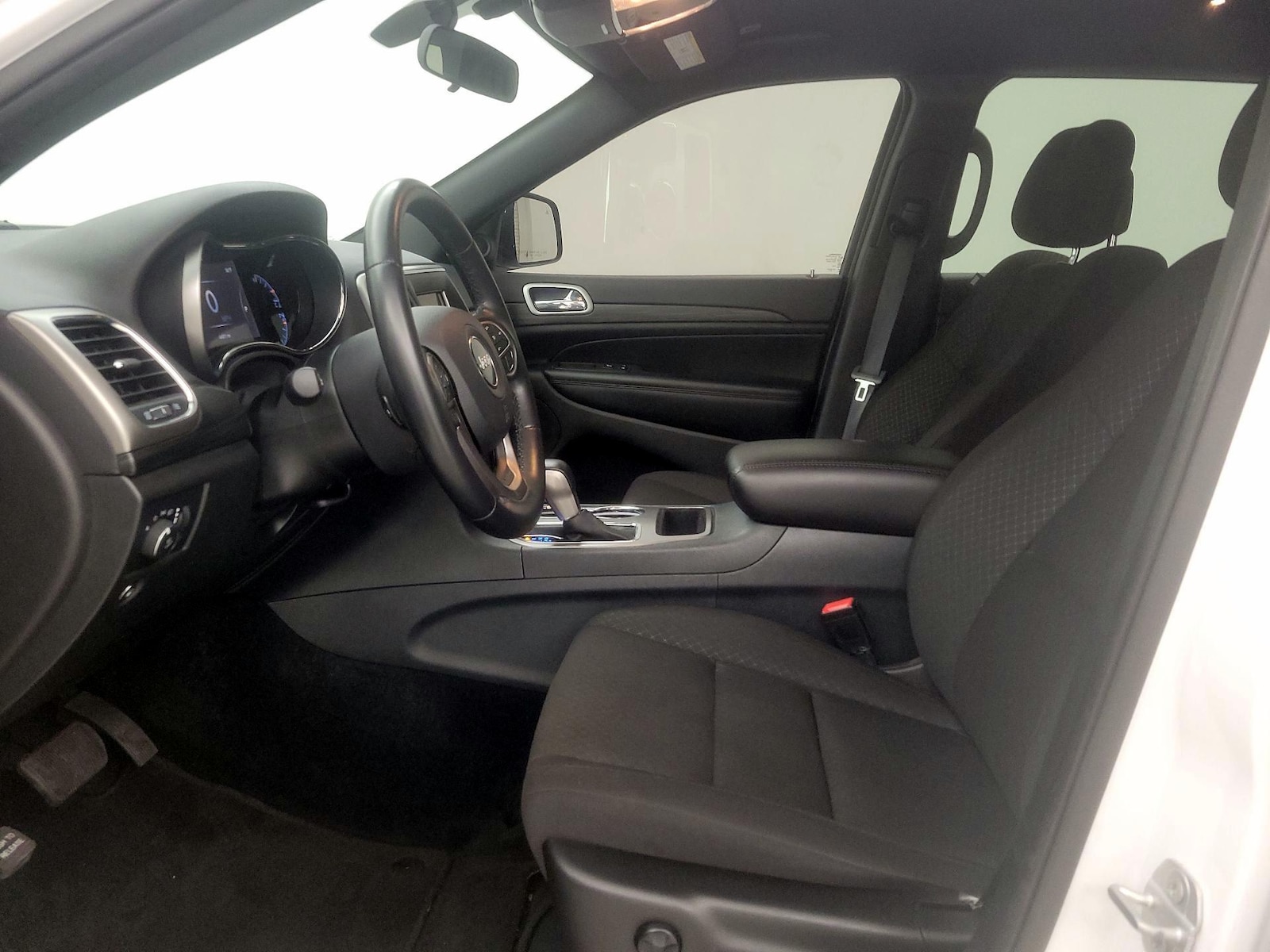 2021 Jeep Grand Cherokee Laredo E - Photo 12