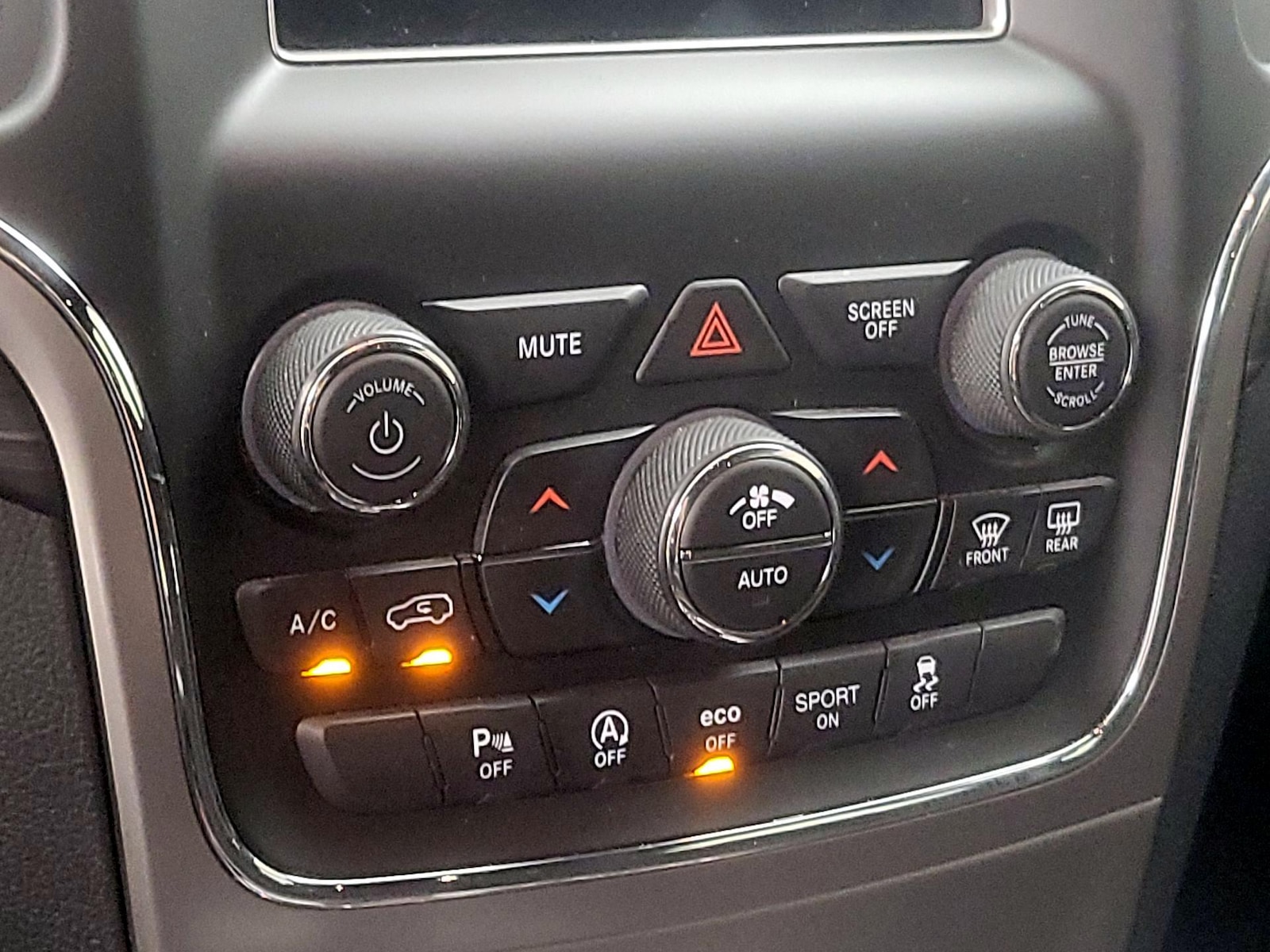 2021 Jeep Grand Cherokee Laredo E - Photo 15