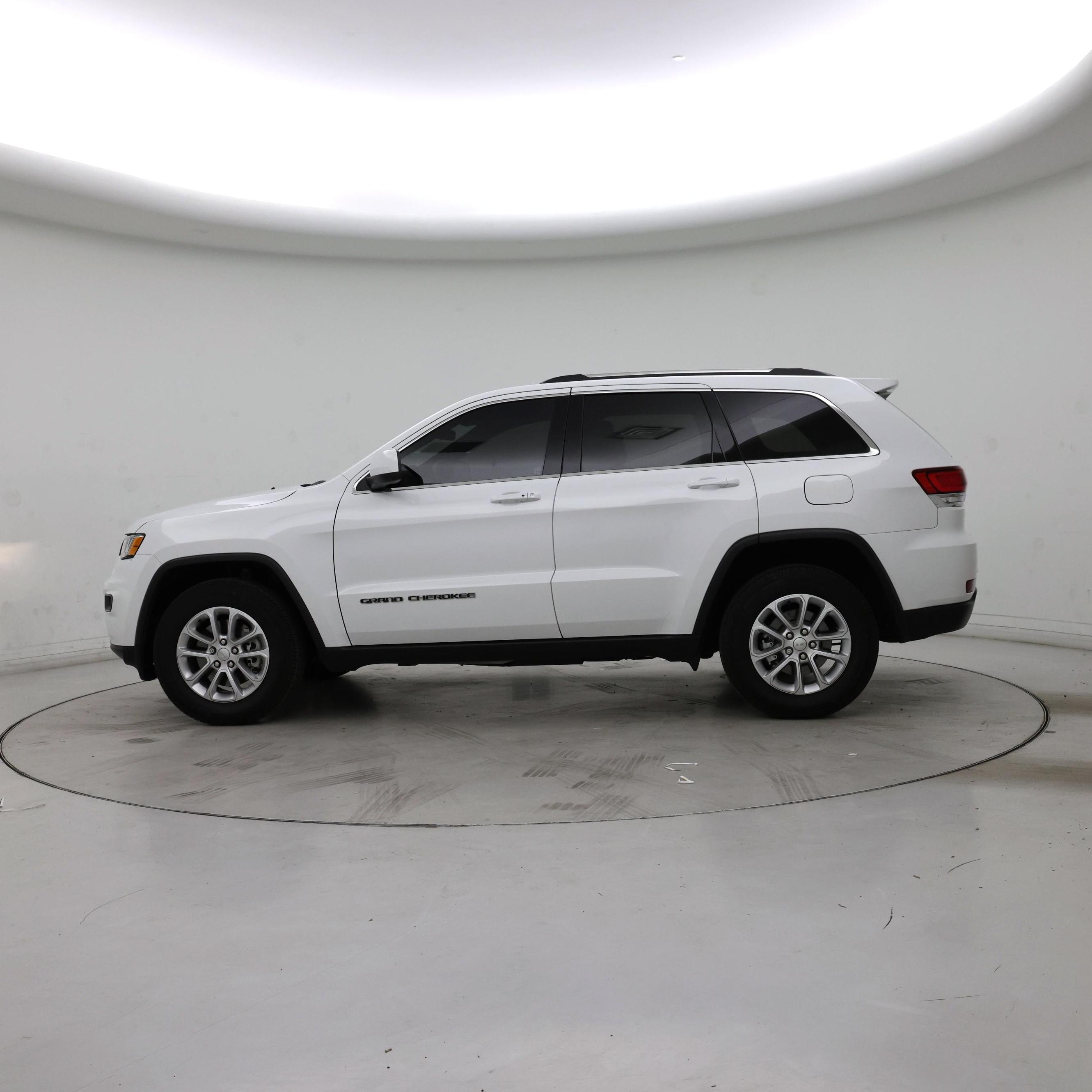 Thumbnail: 2021 Jeep Grand Cherokee - 3