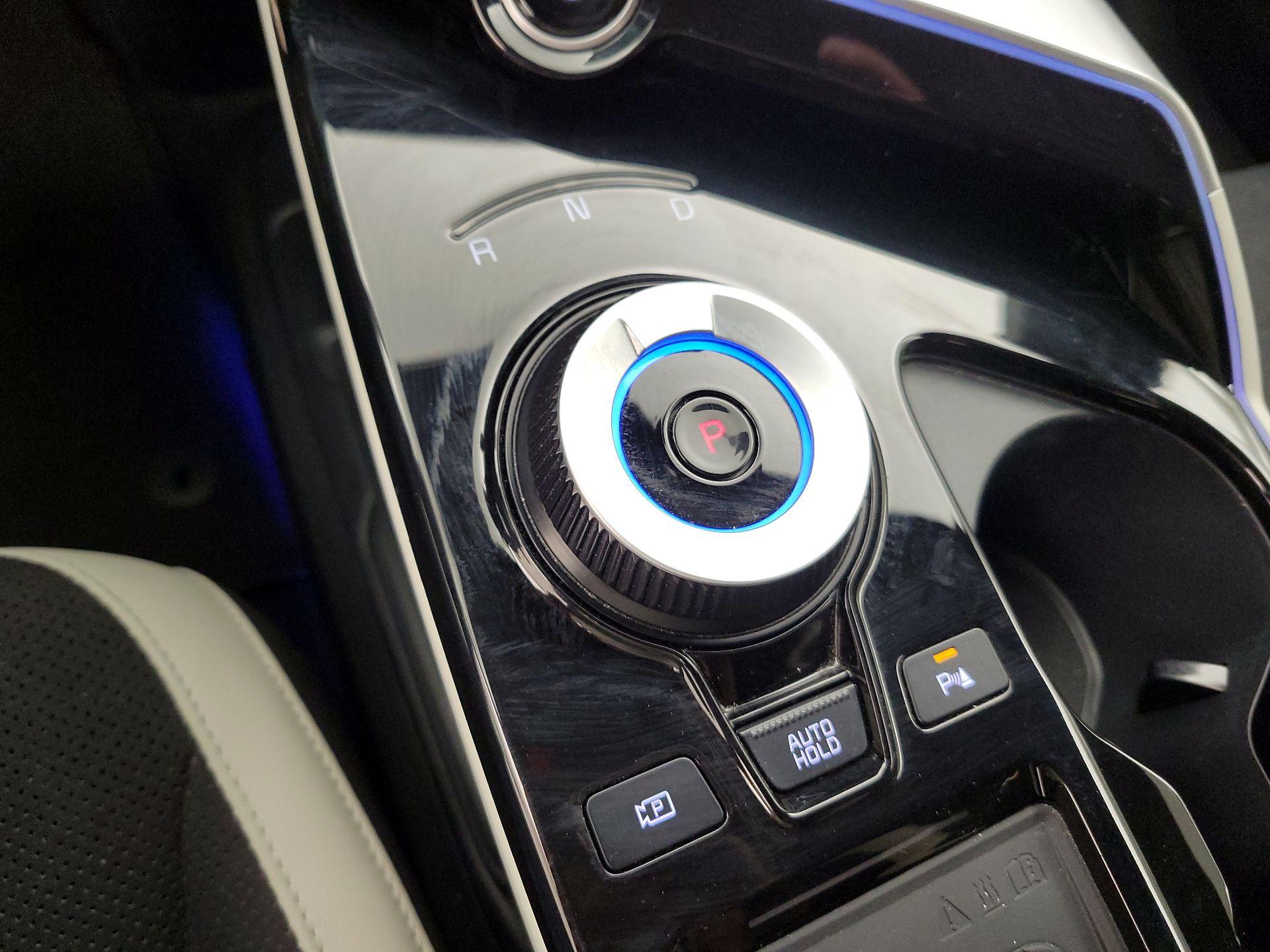 Thumbnail: 2023 Kia EV6 - 15
