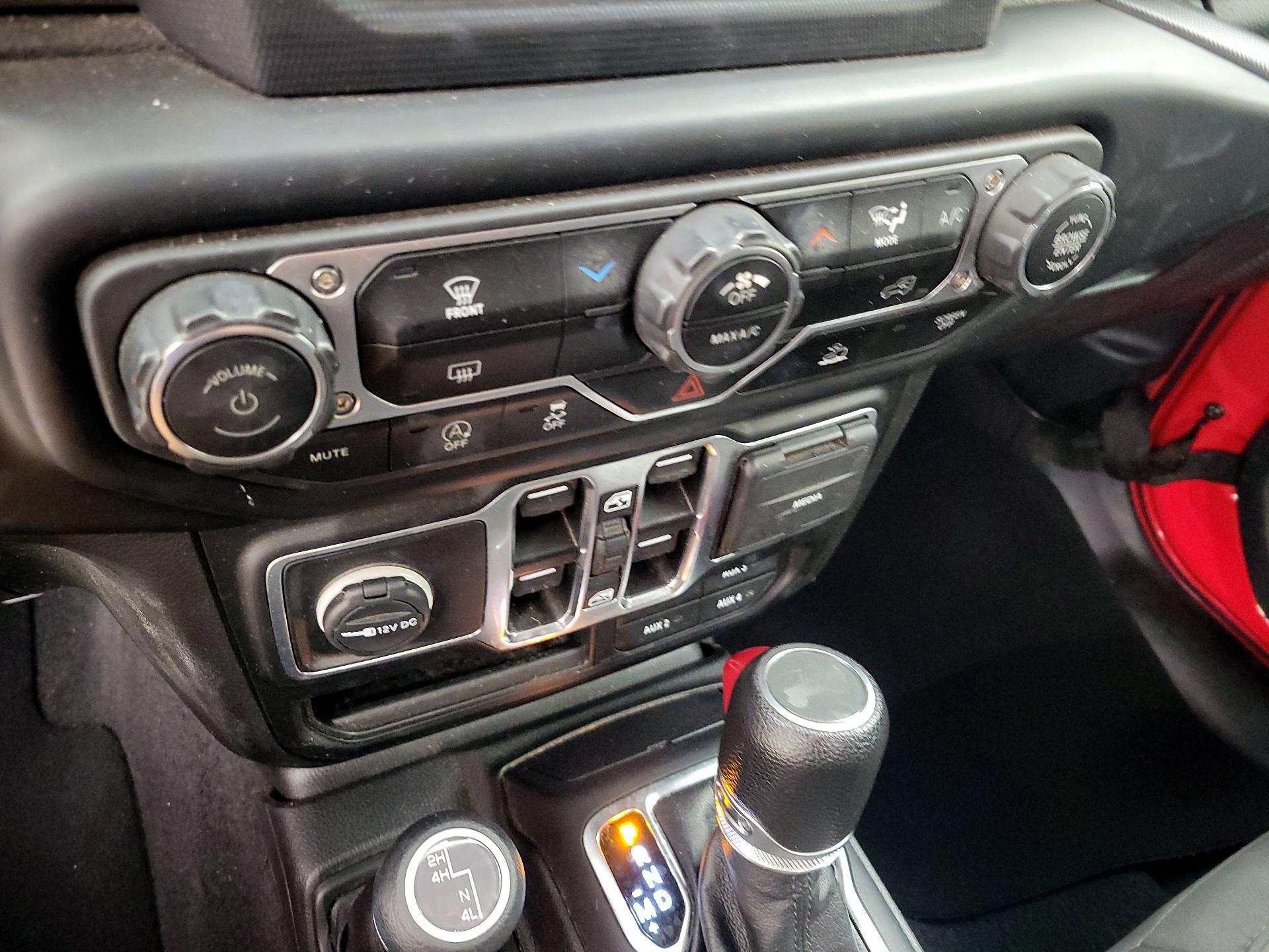 Thumbnail: 2023 Jeep Wrangler - 14