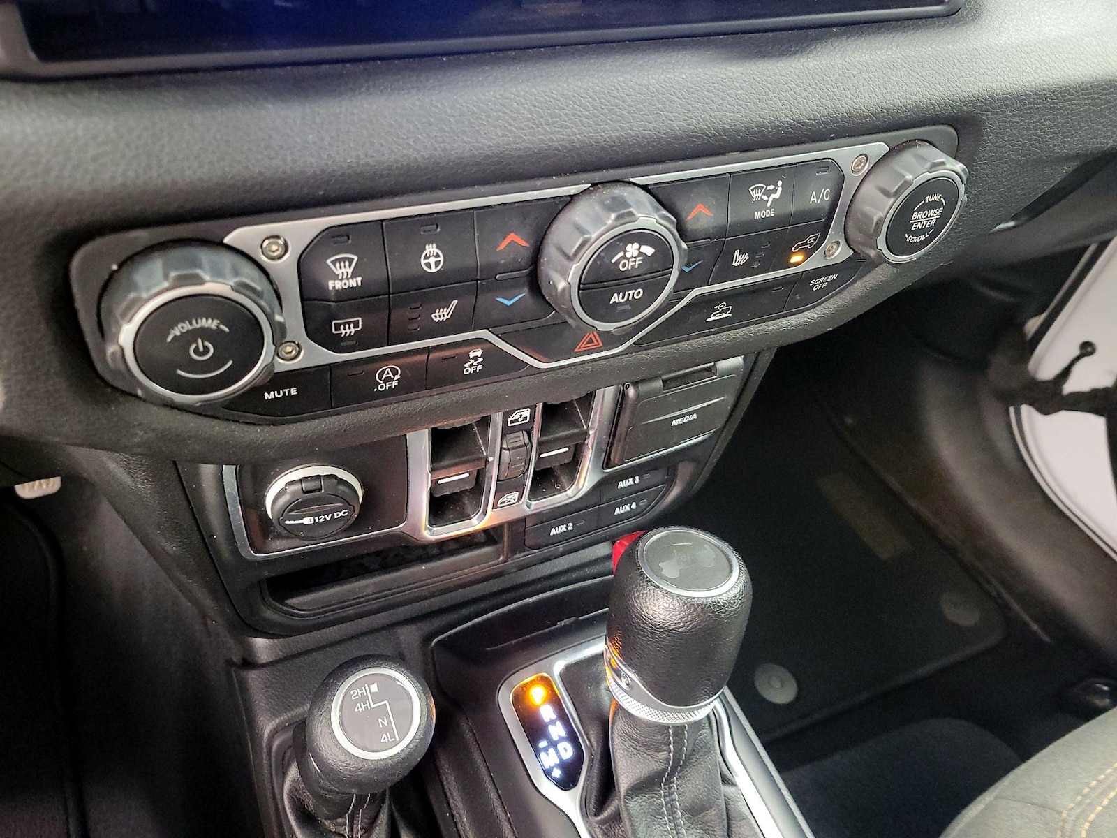 2024 Jeep Wrangler 4-Door Sport S - Photo 15