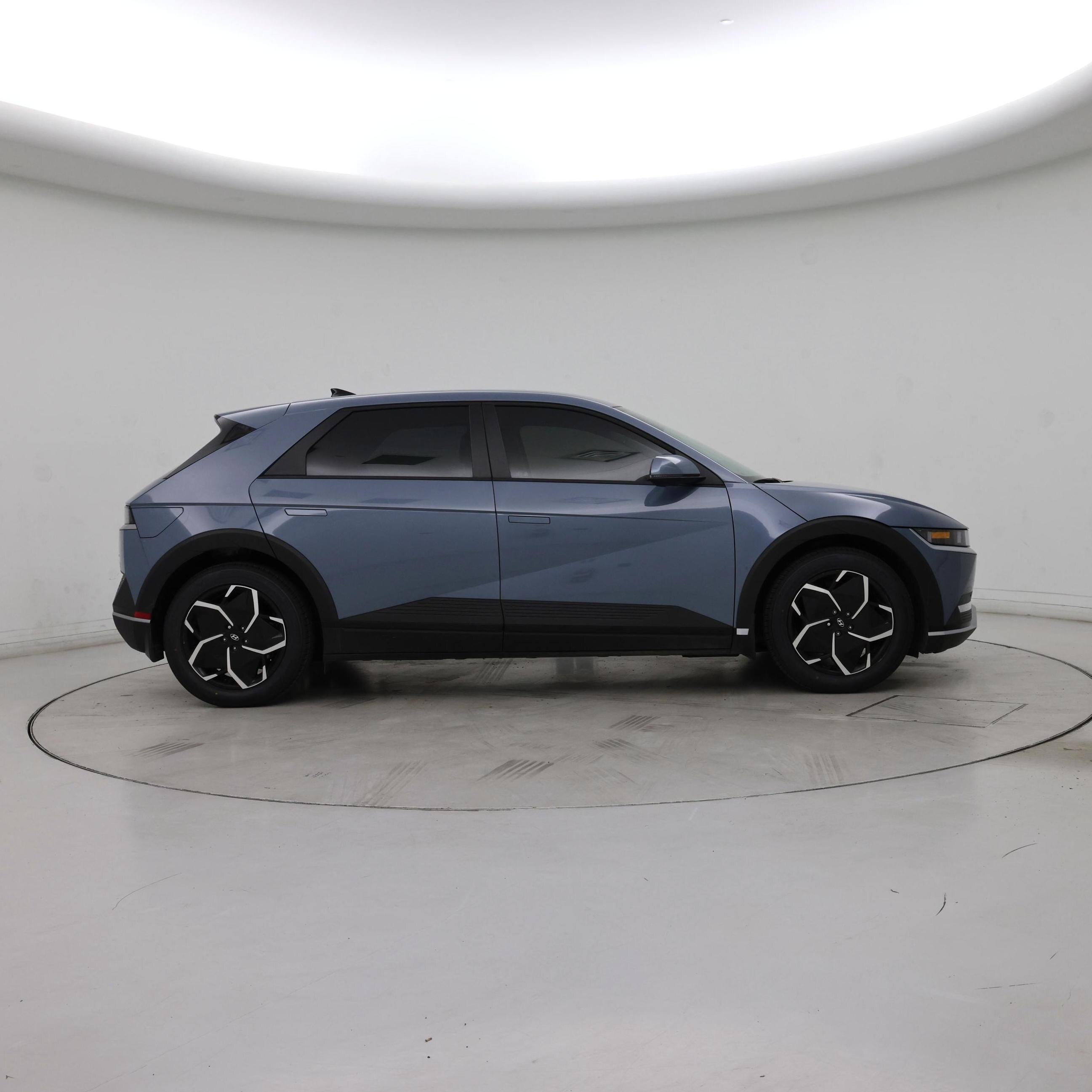 Thumbnail: 2024 Hyundai Ioniq 5 - 7