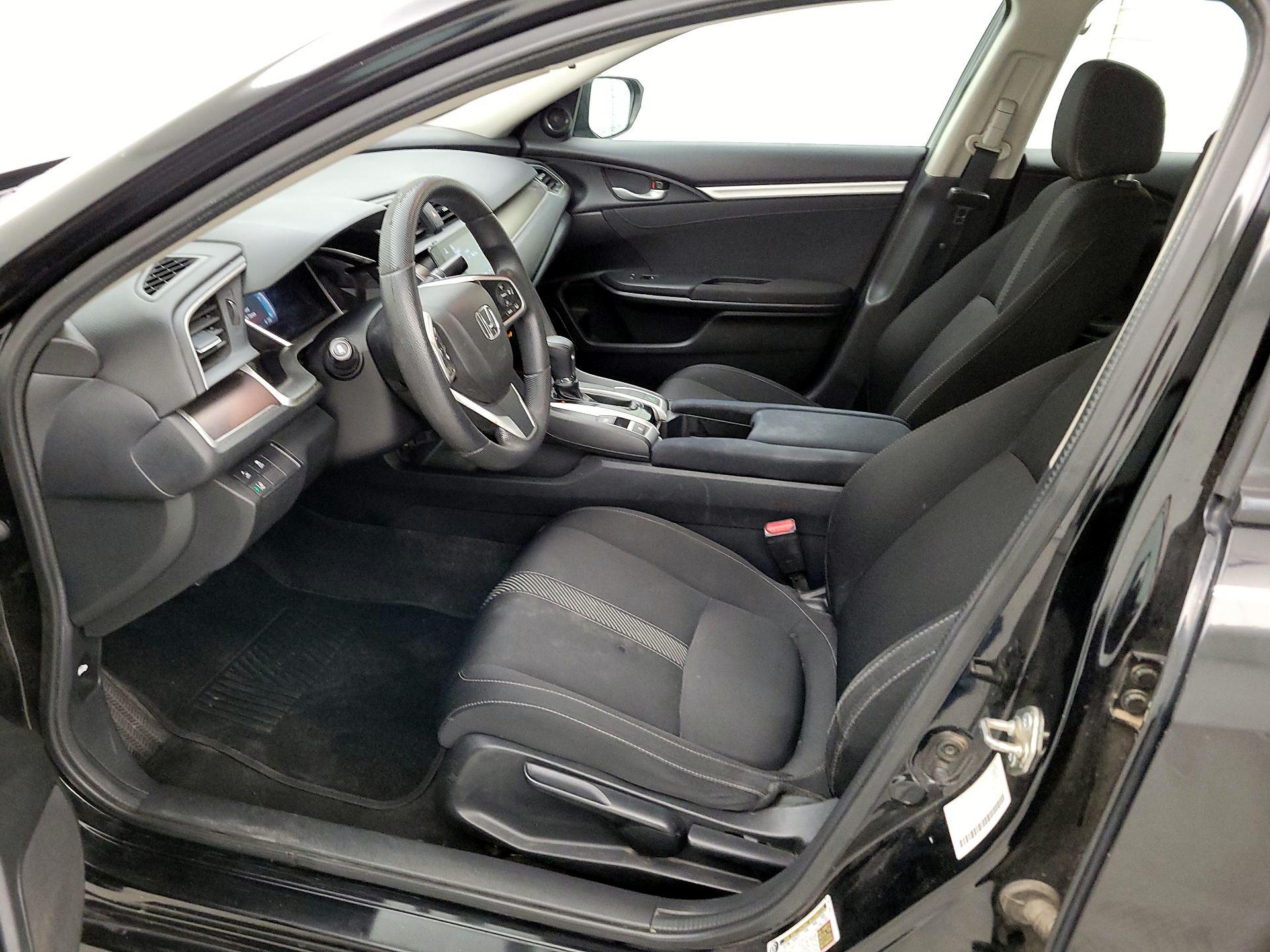Thumbnail: 2016 Honda Civic - 11