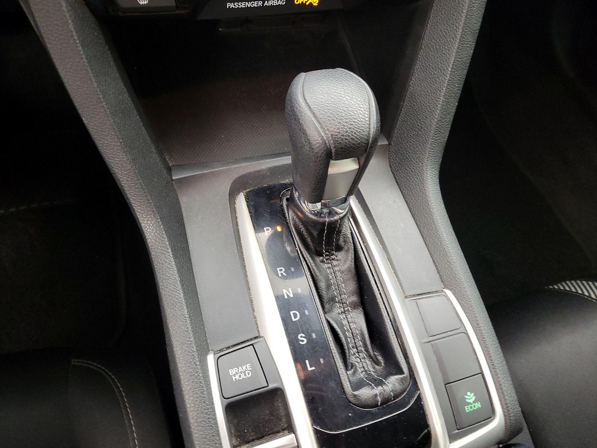 Thumbnail: 2016 Honda Civic - 15