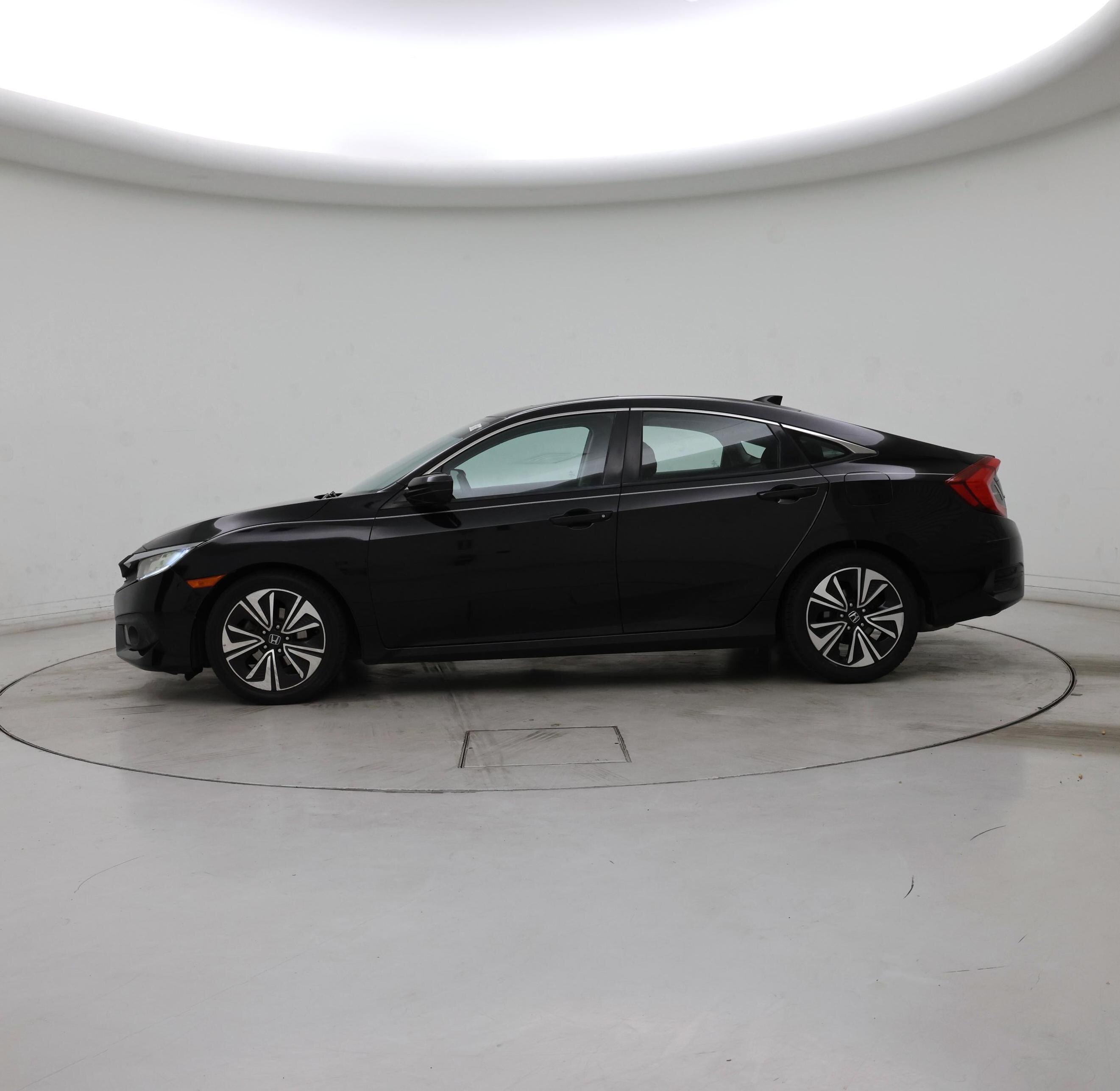Thumbnail: 2016 Honda Civic - 3