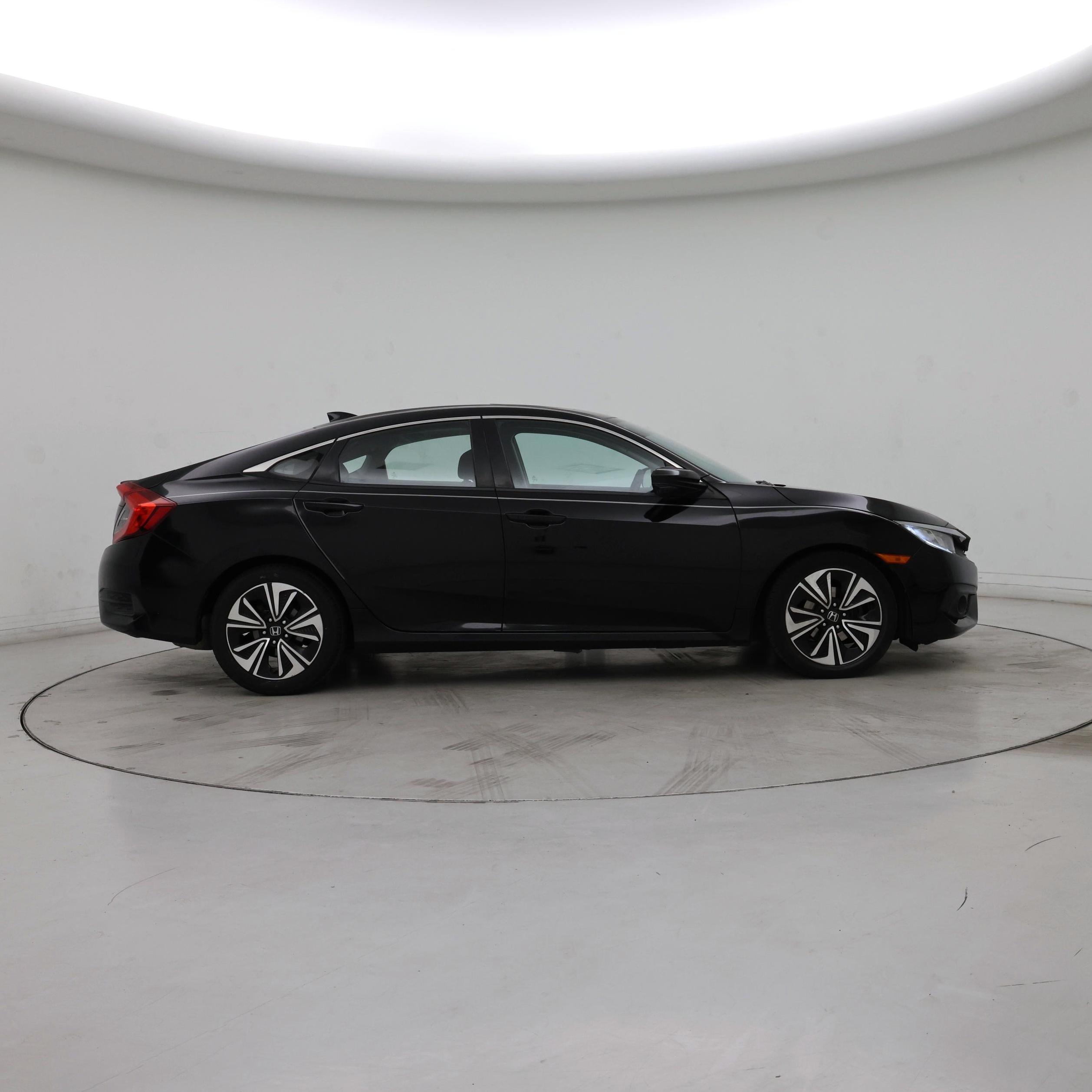 Thumbnail: 2016 Honda Civic - 7