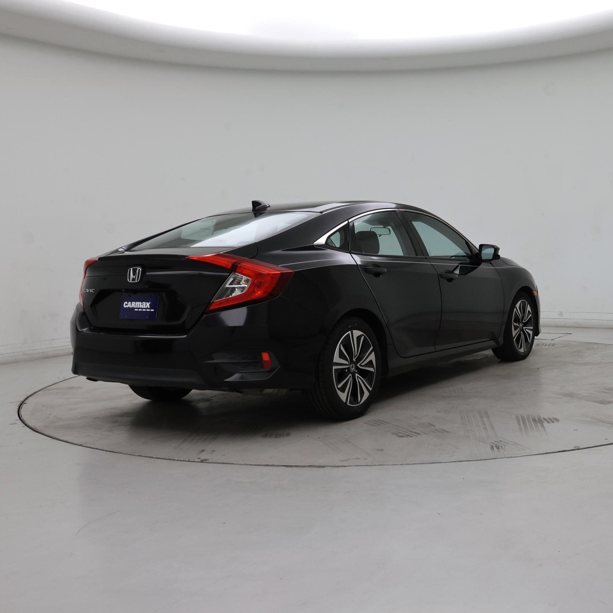 Thumbnail: 2016 Honda Civic - 8