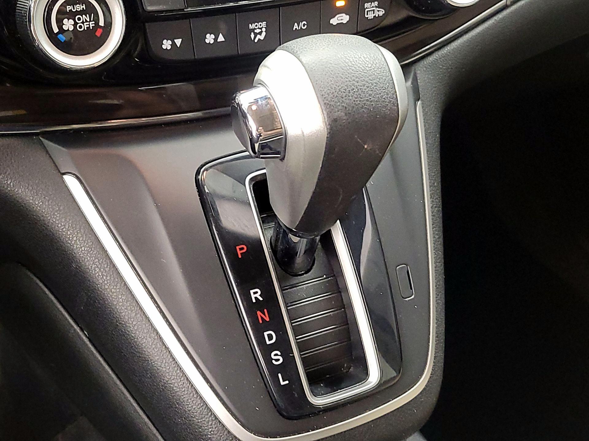 Thumbnail: 2015 Honda CR-V - 15