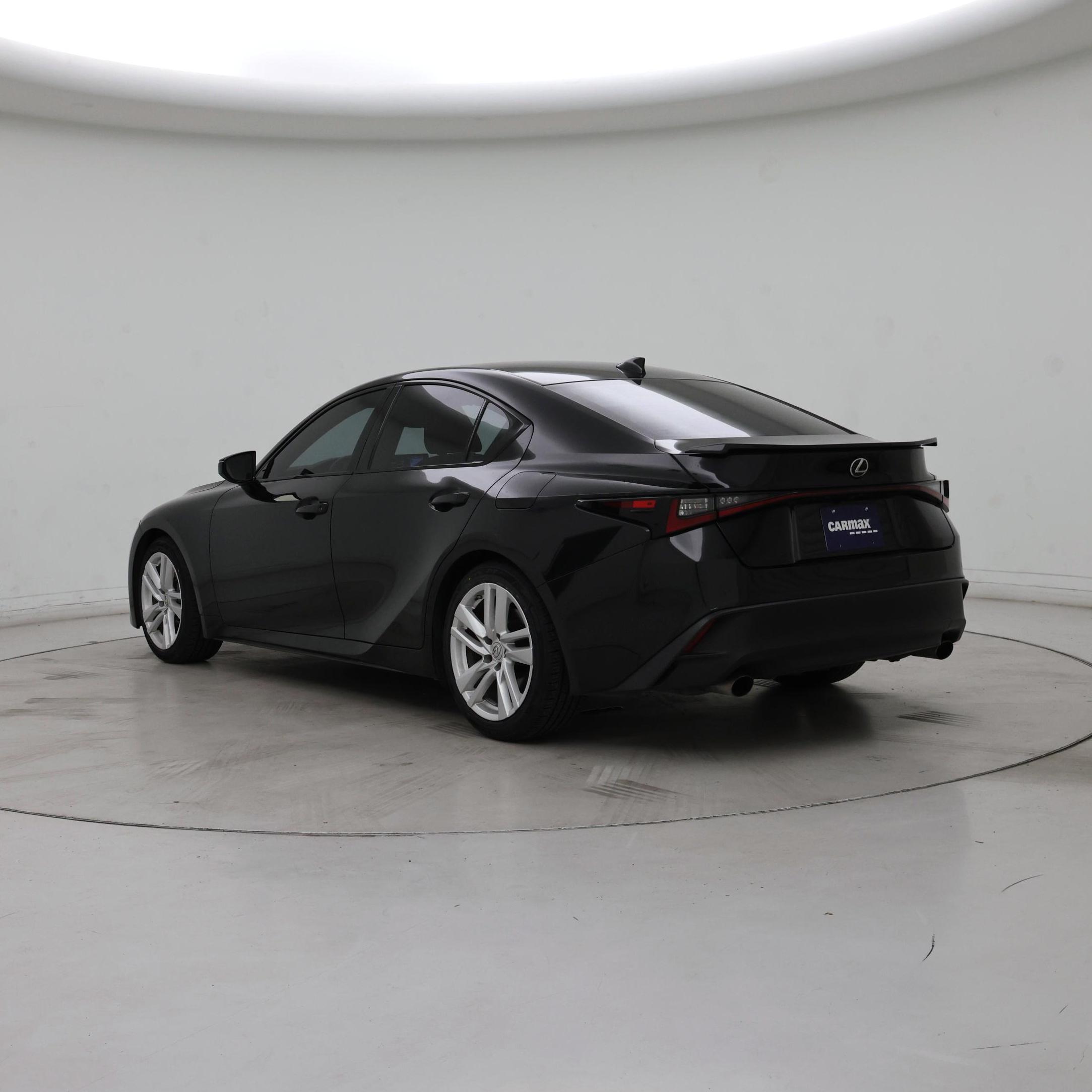 Thumbnail: 2021 Lexus IS - 2