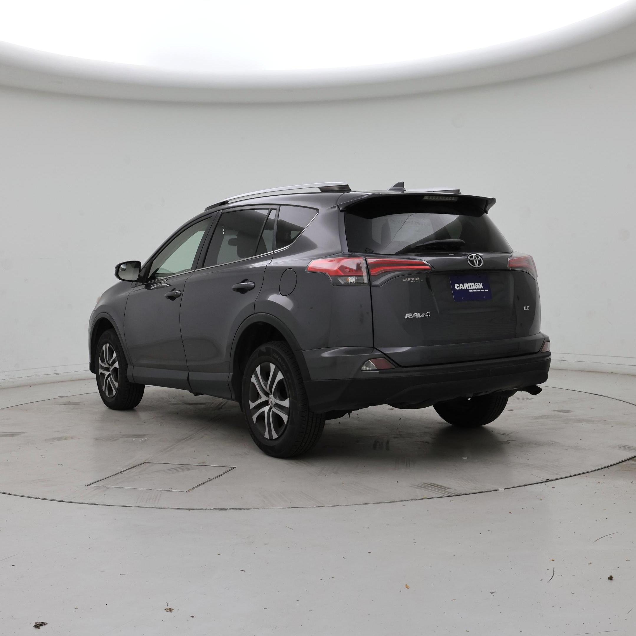 Thumbnail: 2016 Toyota RAV4 - 2