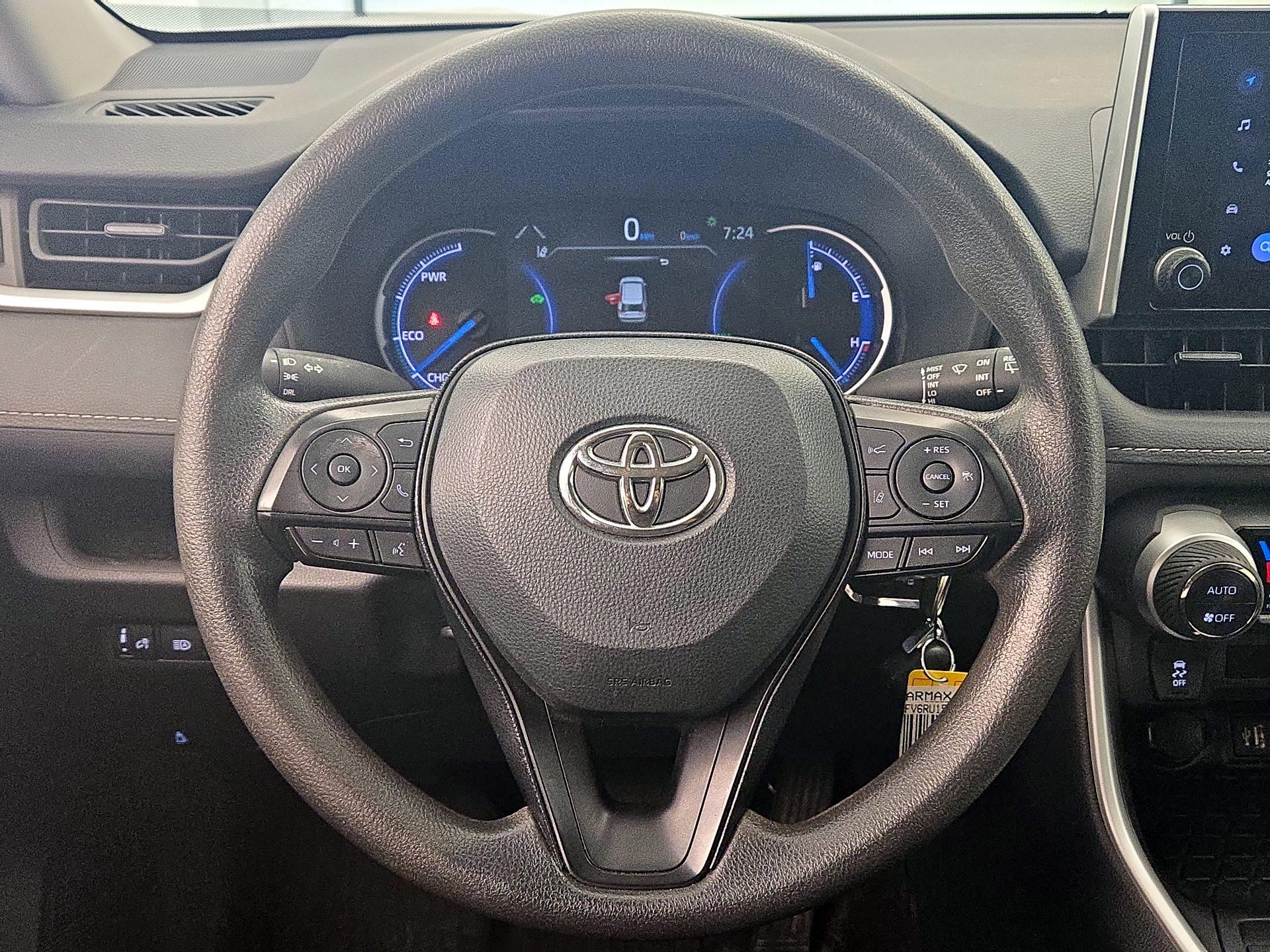 Thumbnail: 2024 Toyota RAV4 - 10