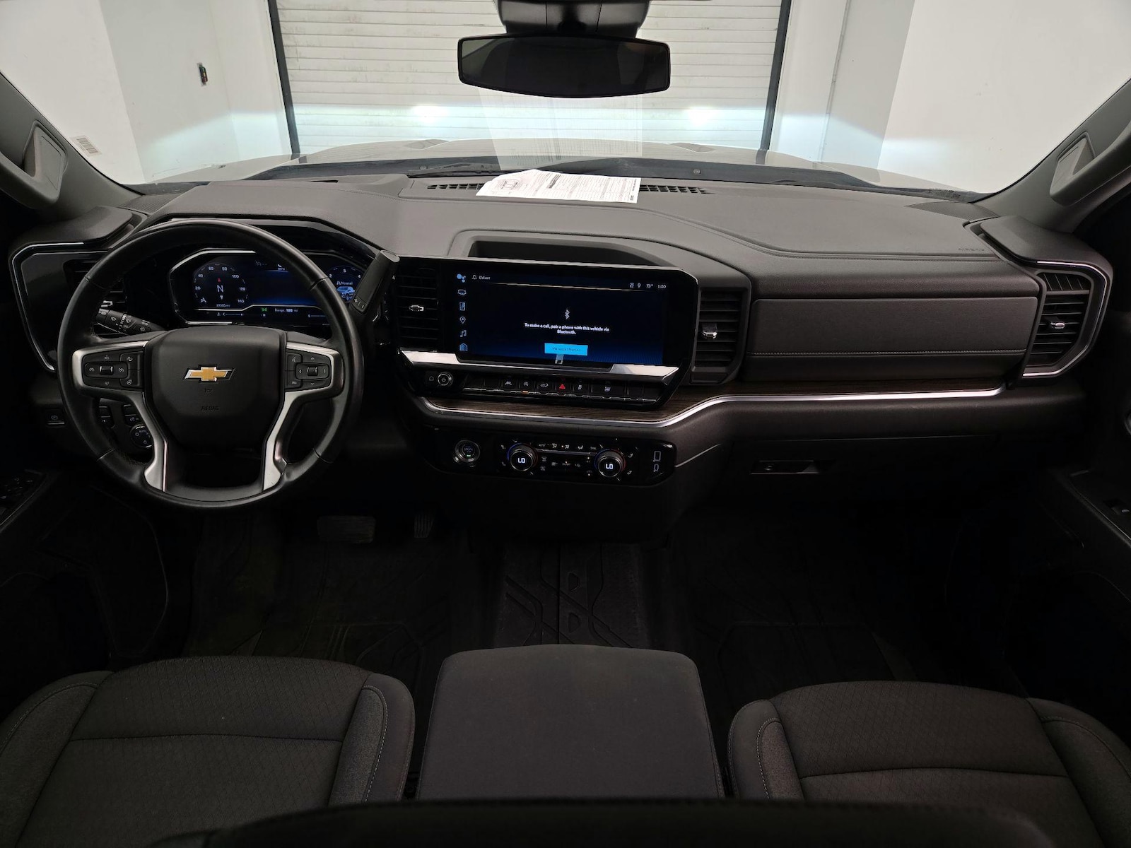 2023 Chevrolet Silverado 1500 LT - Photo 10