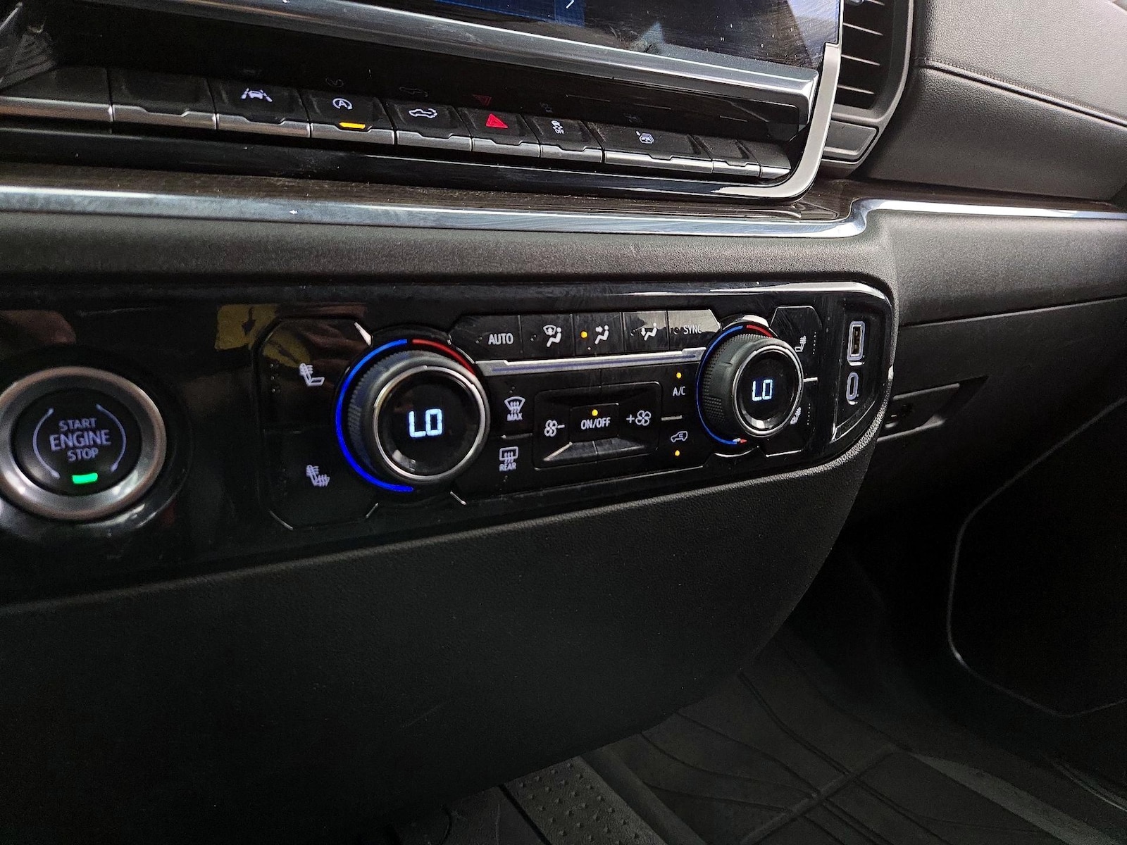 2023 Chevrolet Silverado 1500 LT - Photo 17
