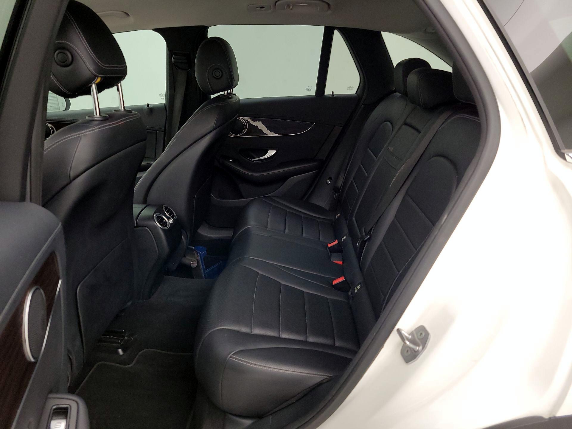 Thumbnail: 2016 Mercedes-Benz GLC - 19
