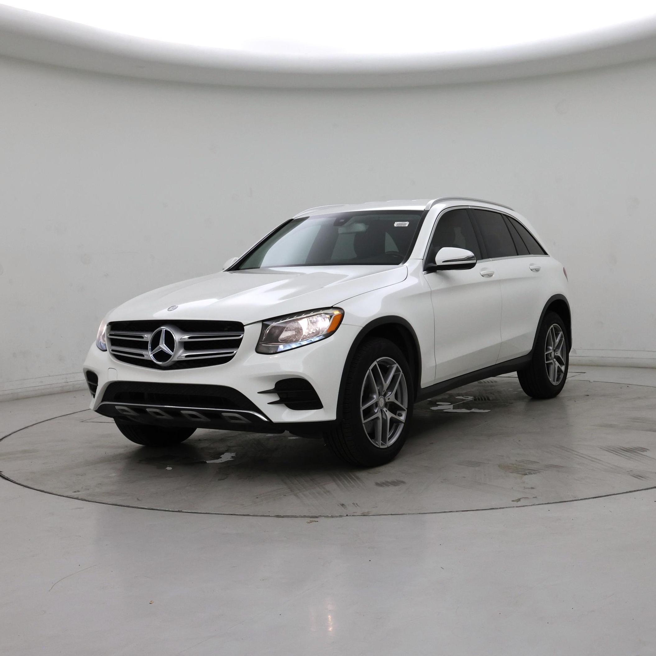 Thumbnail: 2016 Mercedes-Benz GLC - 4