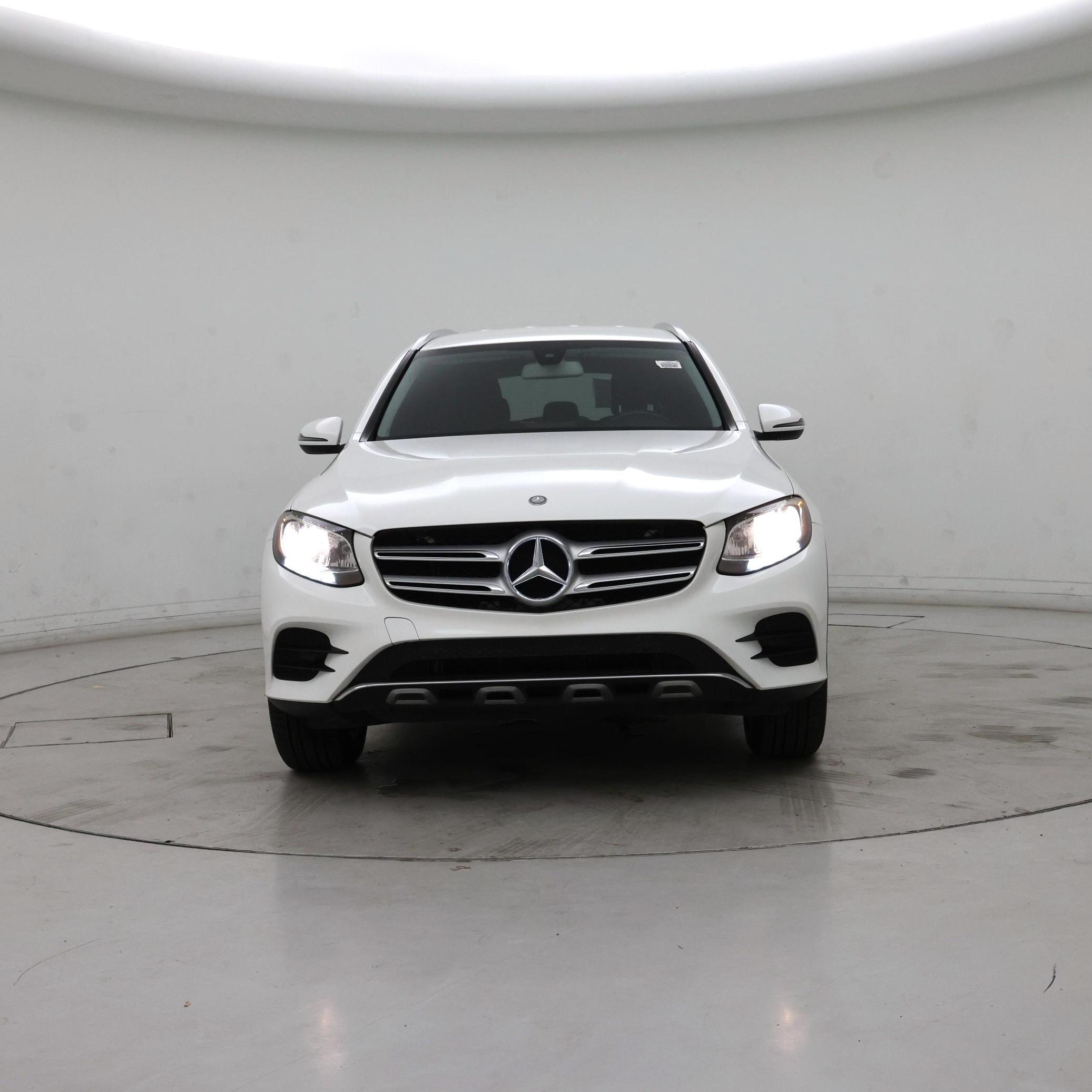 Thumbnail: 2016 Mercedes-Benz GLC - 5