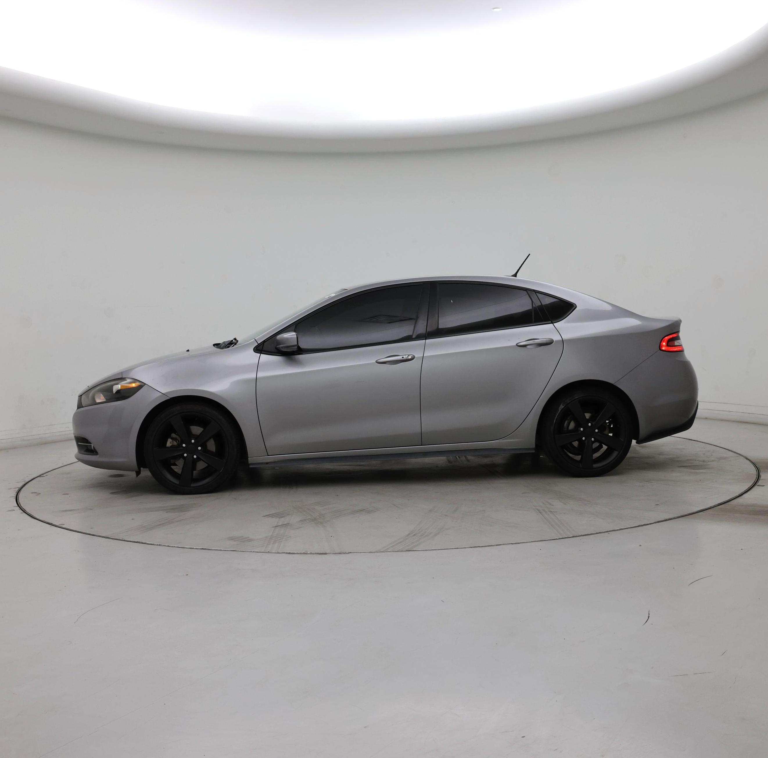 Thumbnail: 2016 Dodge Dart - 3