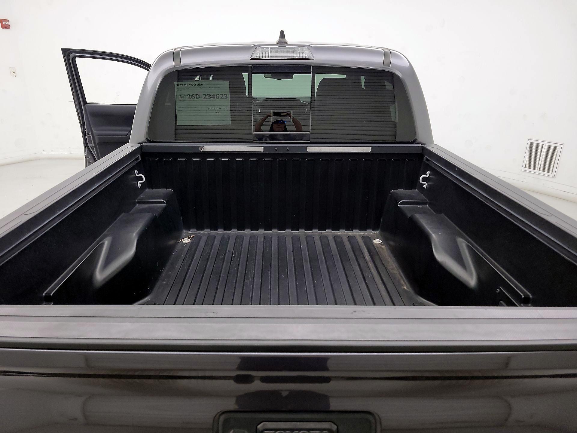 Thumbnail: 2022 Toyota Tacoma - 20