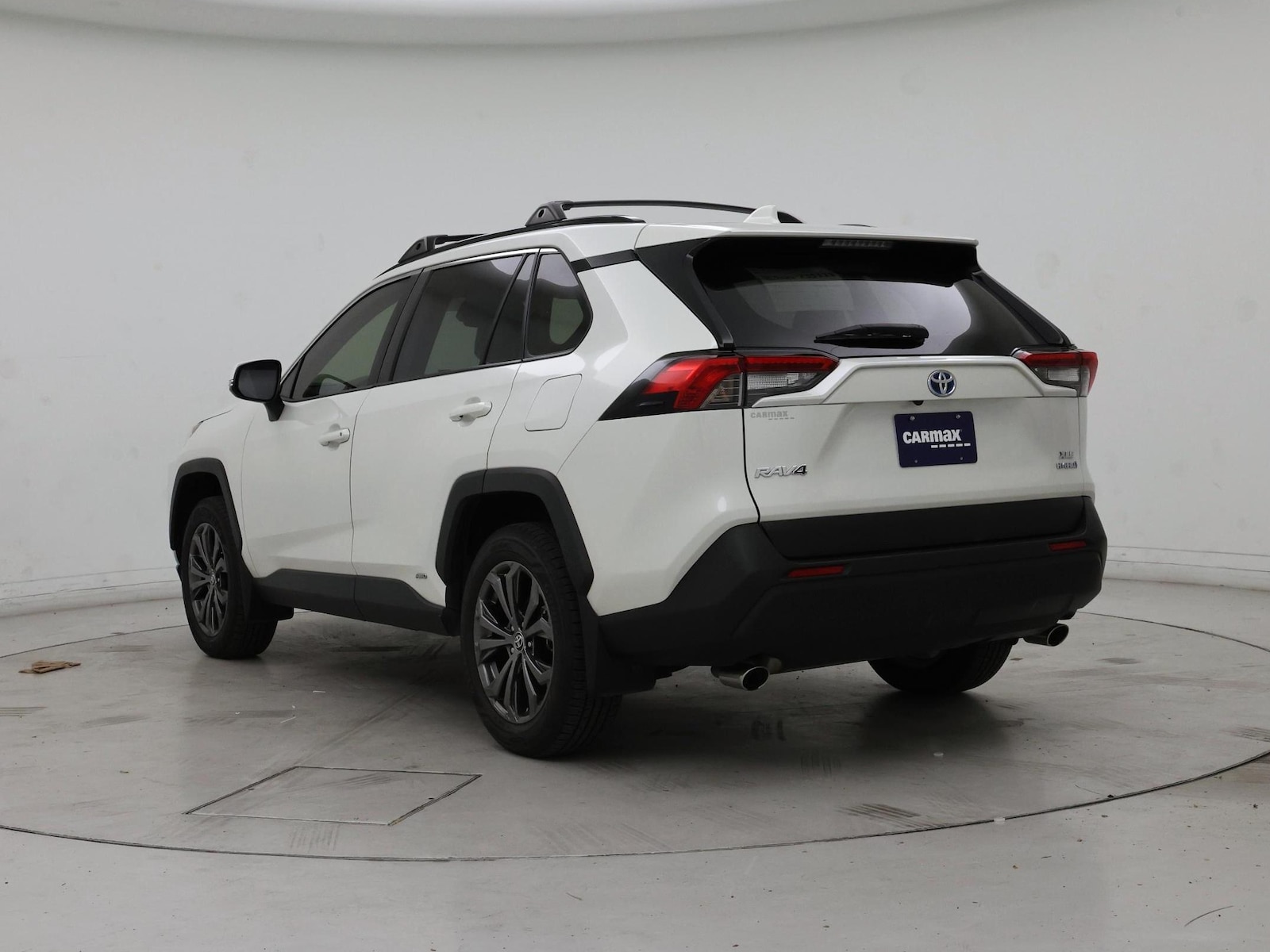2022 Toyota RAV4 XLE Premium - Photo 3