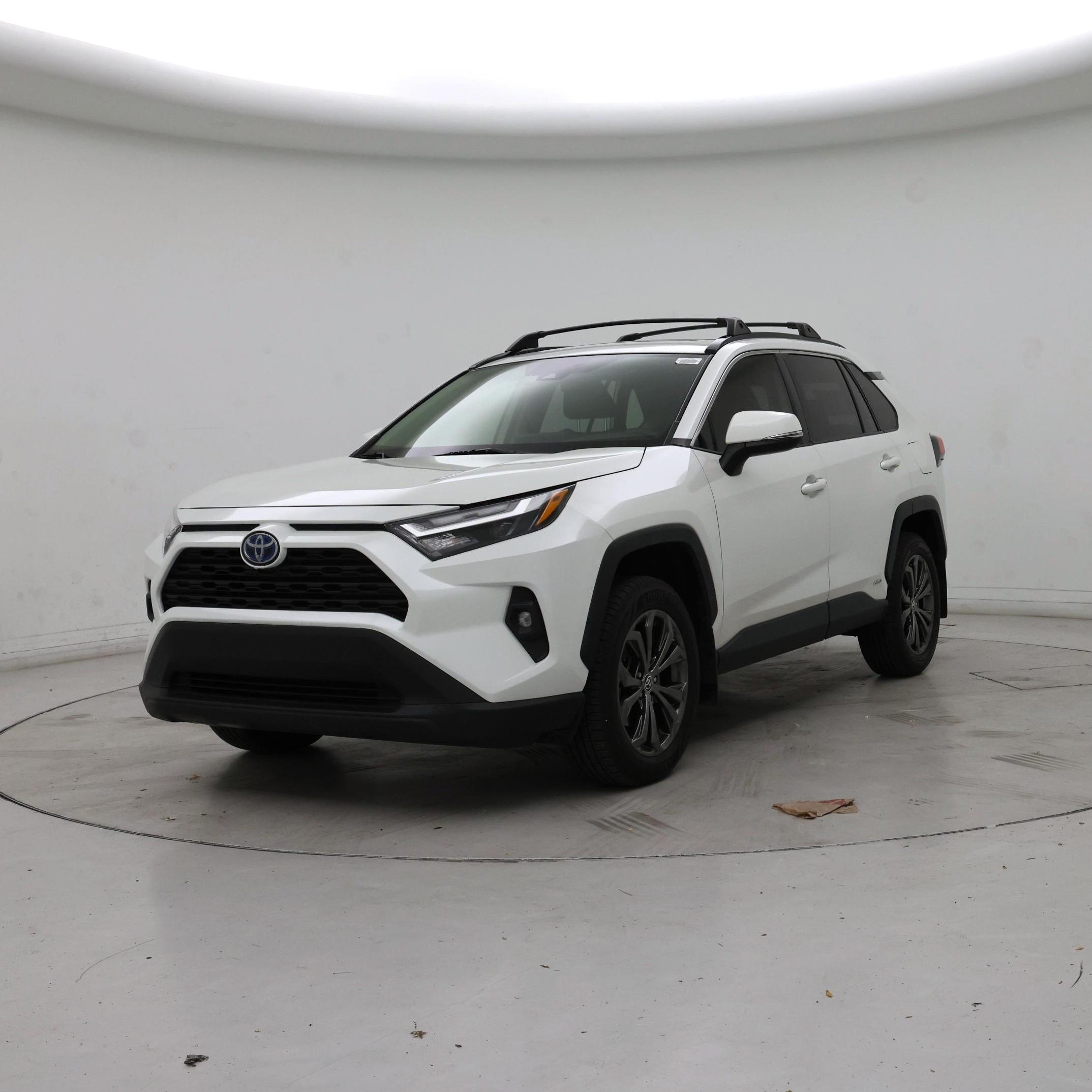 Thumbnail: 2022 Toyota RAV4 - 4