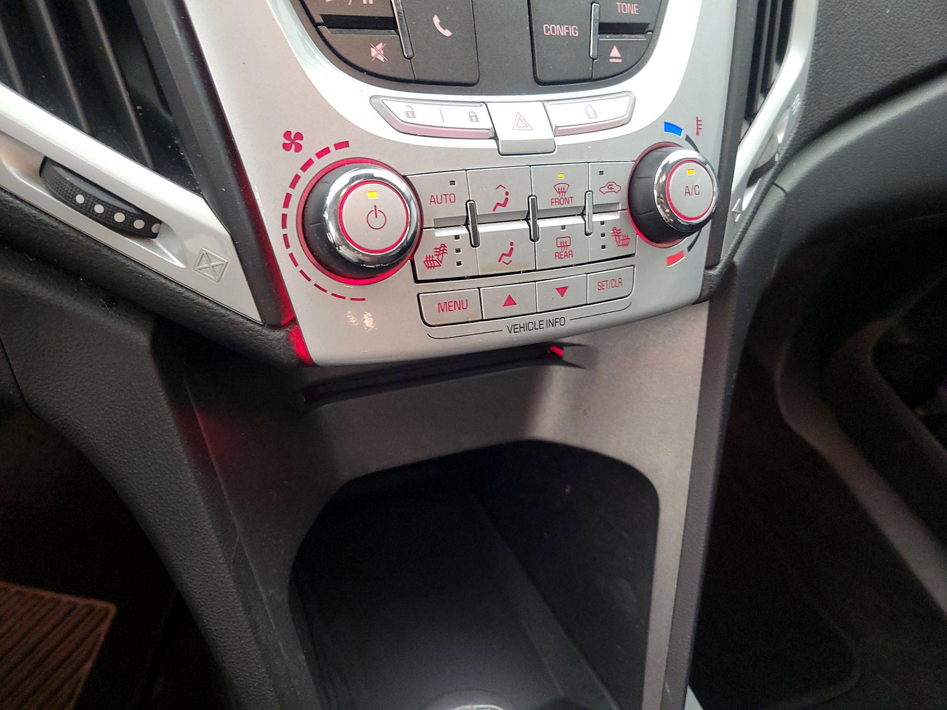 Thumbnail: 2014 GMC Terrain - 14