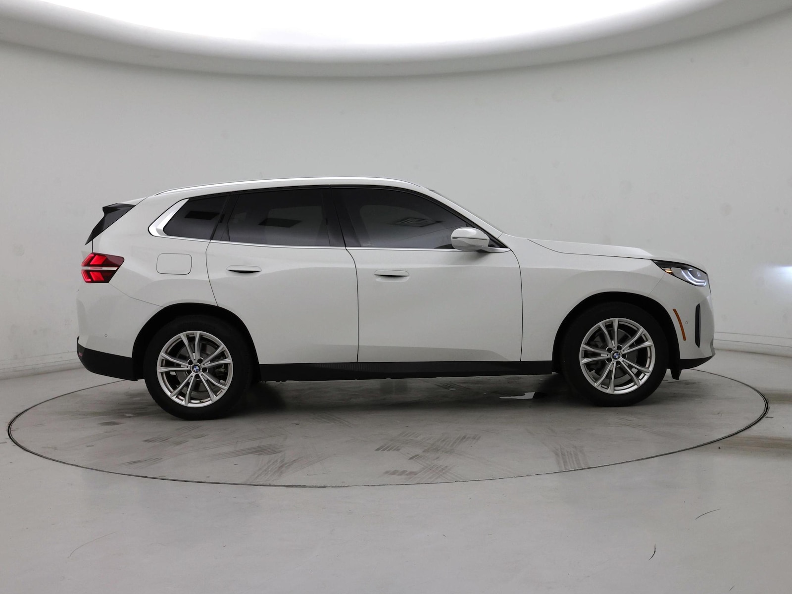 2025 BMW X3 30 - Photo 8