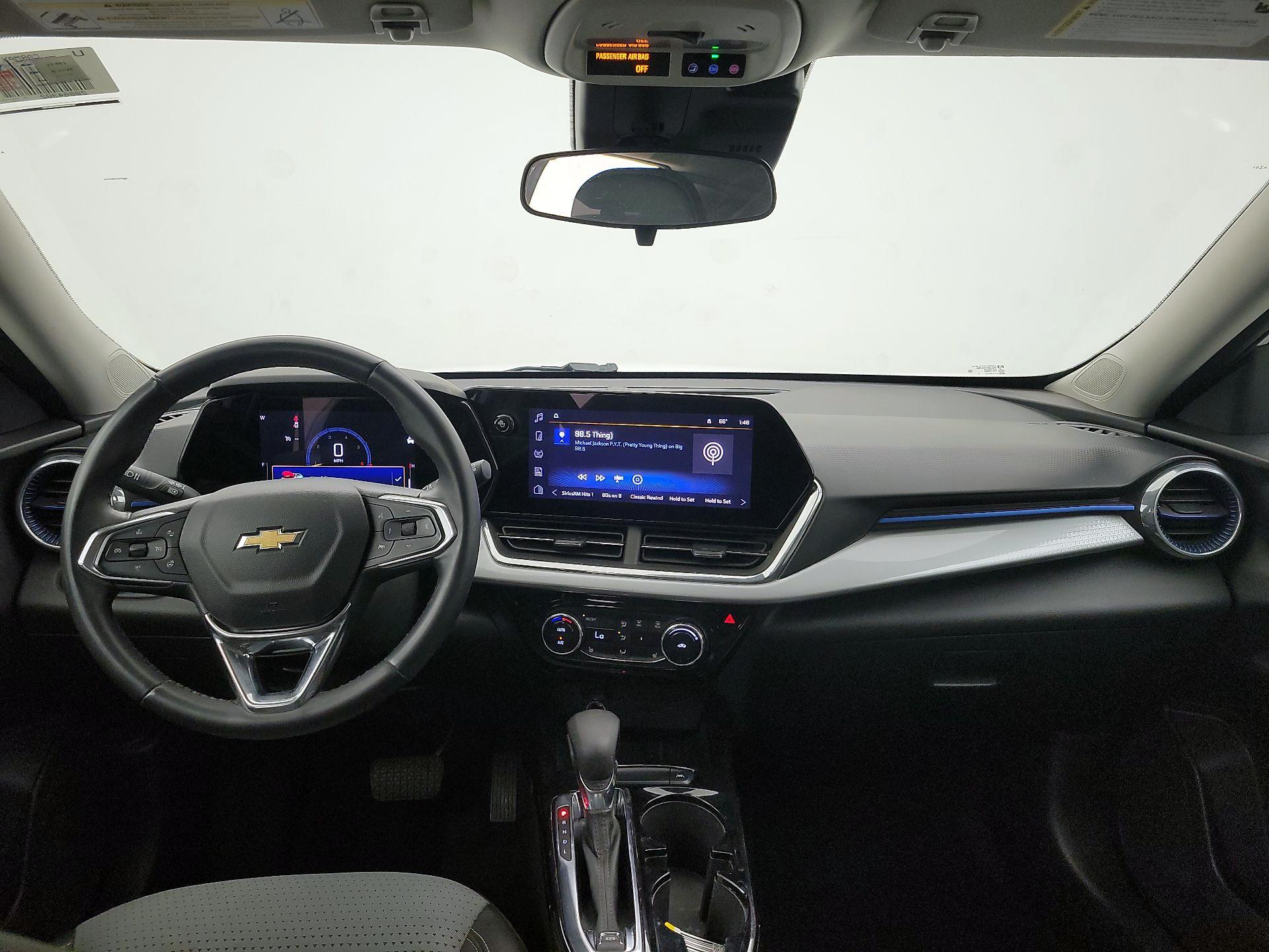 Thumbnail: 2025 Chevrolet Trax - 9