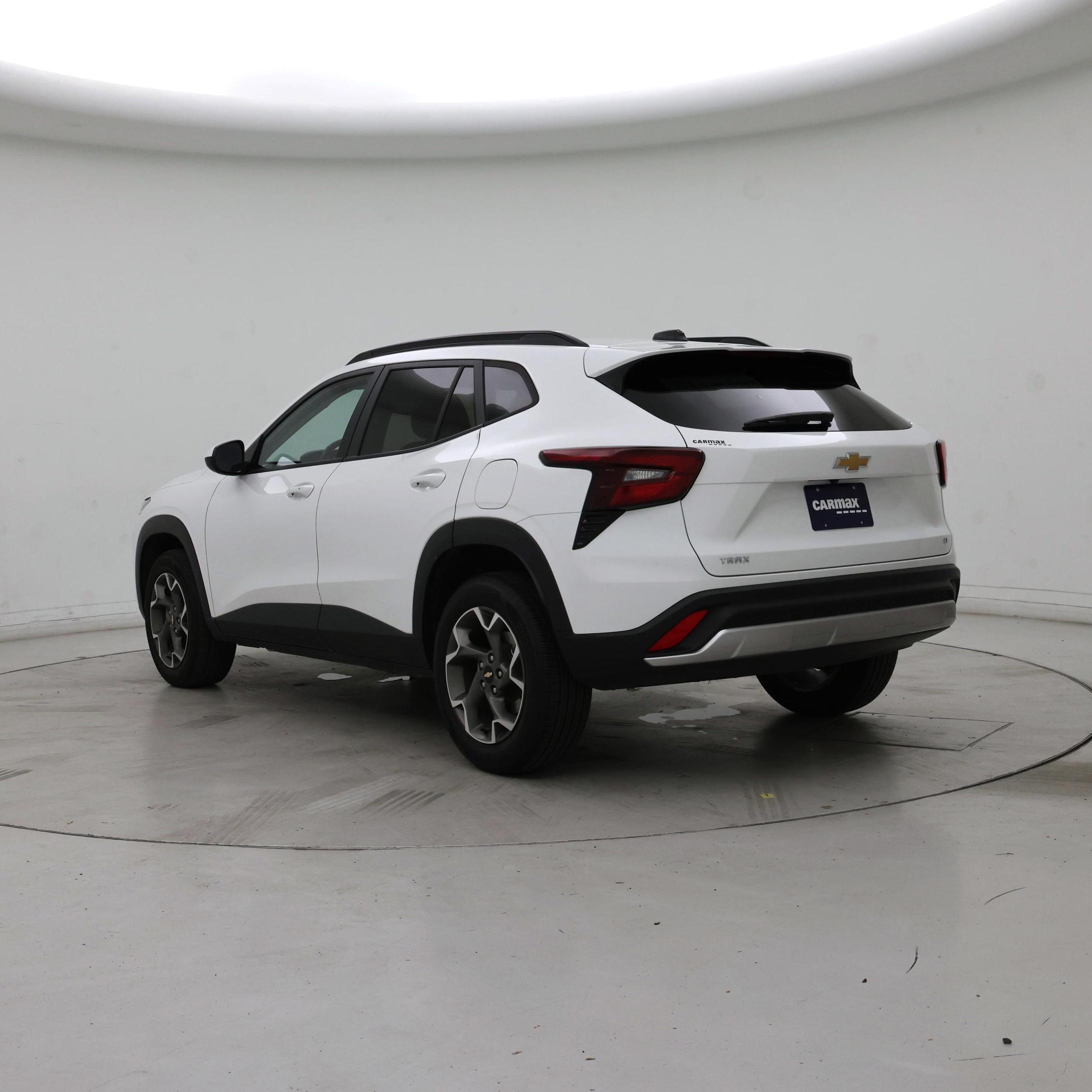 Thumbnail: 2025 Chevrolet Trax - 2