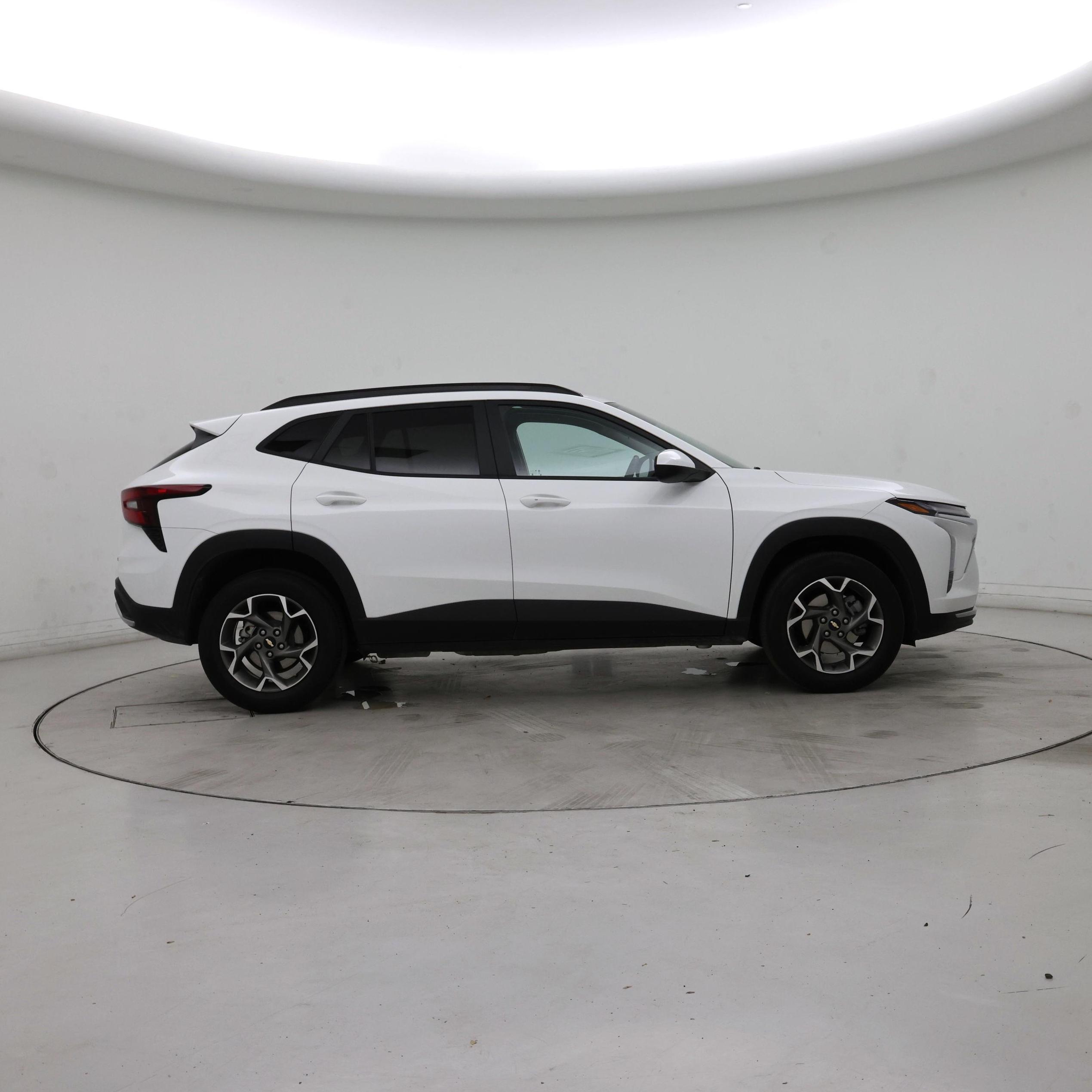 Thumbnail: 2025 Chevrolet Trax - 7