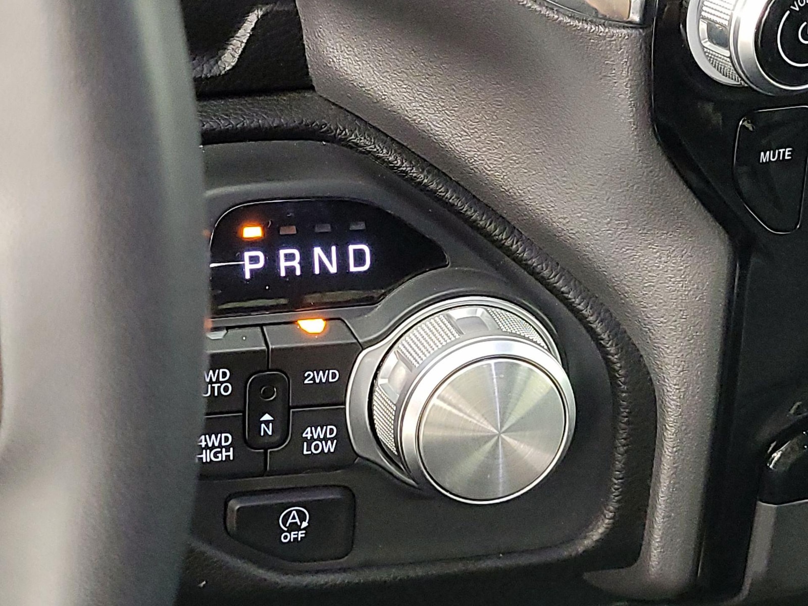 2025 RAM Ram 1500 Pickup Laramie - Photo 19