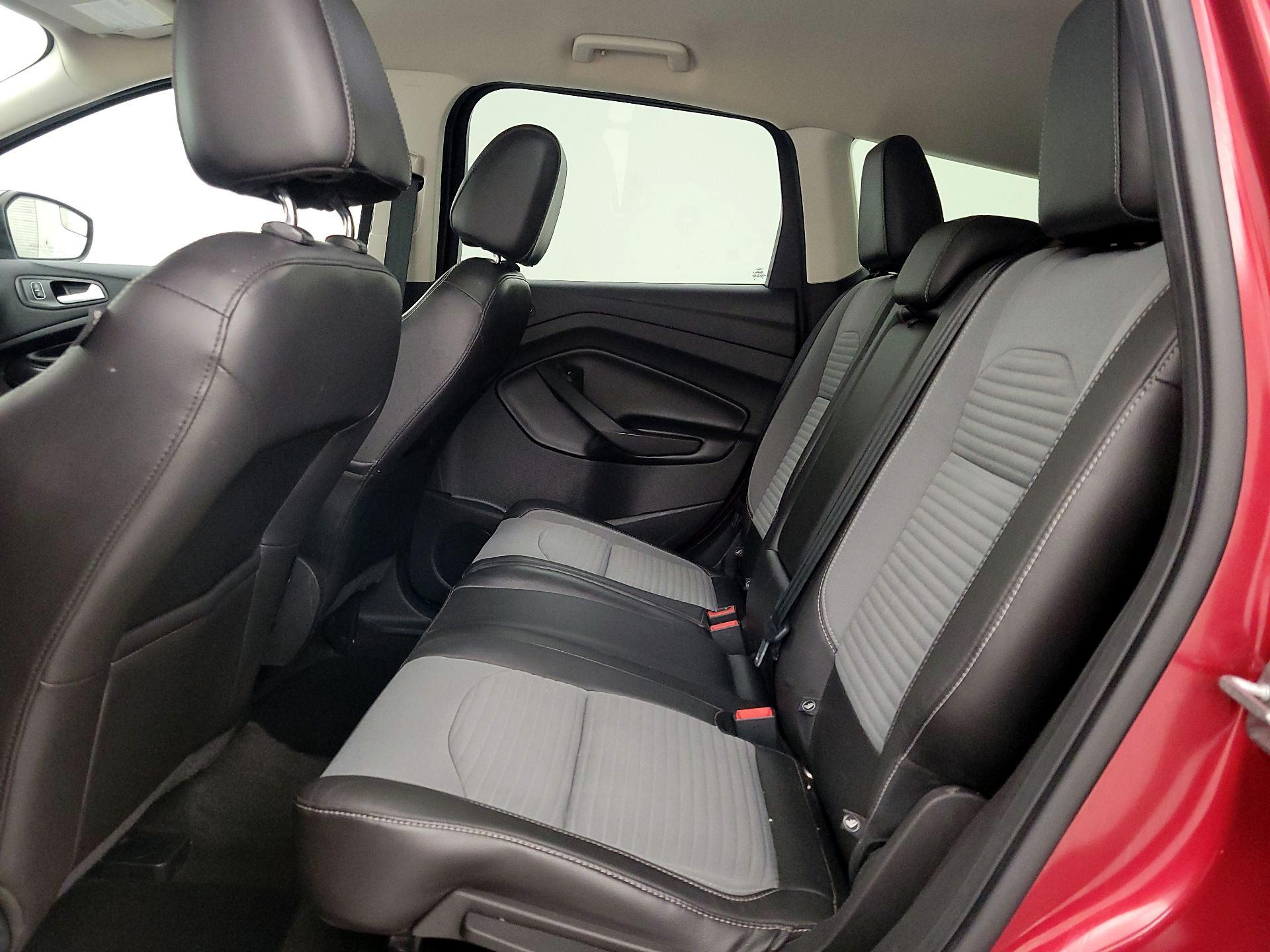Thumbnail: 2017 Ford Escape - 16