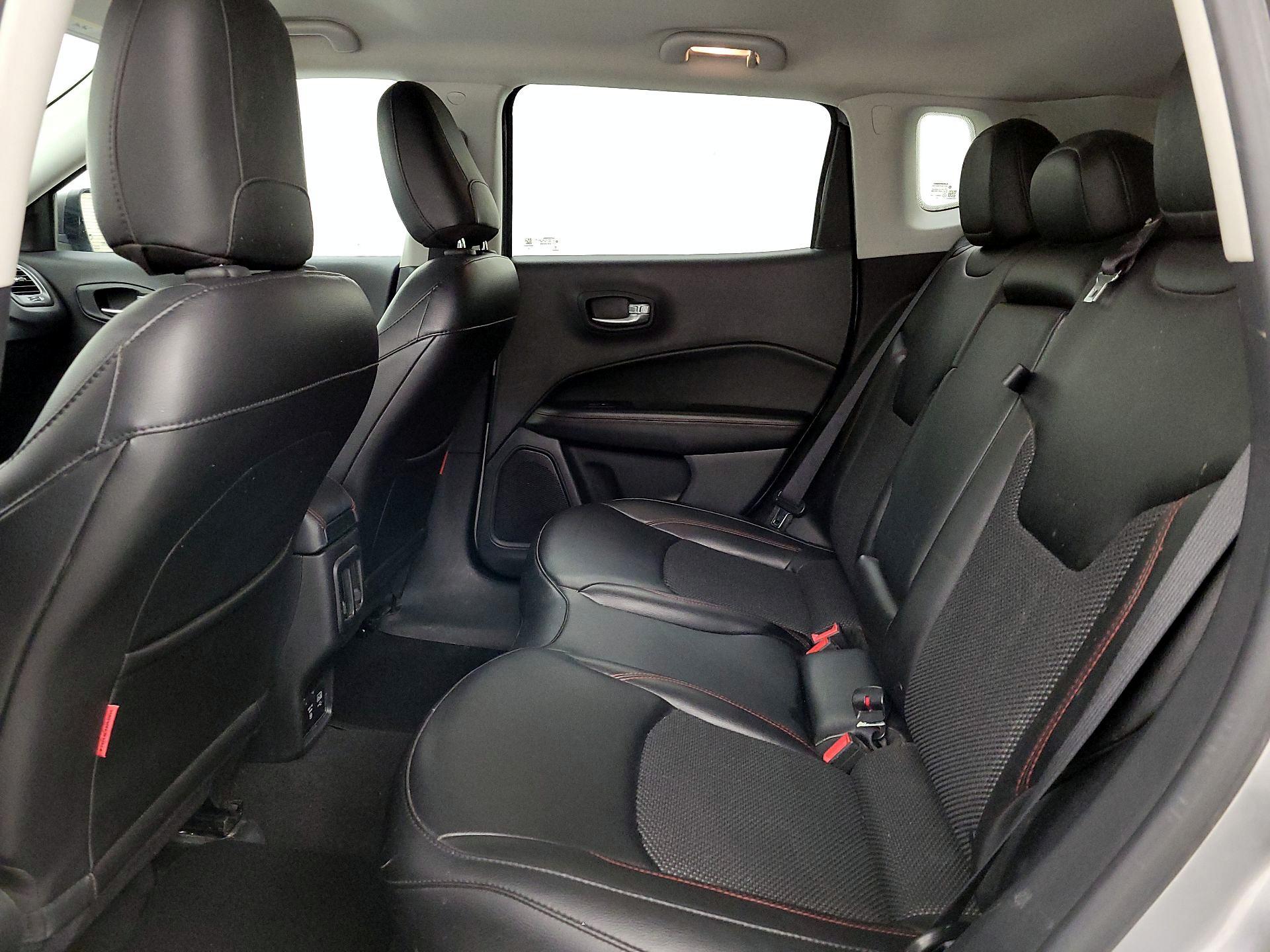 Thumbnail: 2021 Jeep Compass - 16